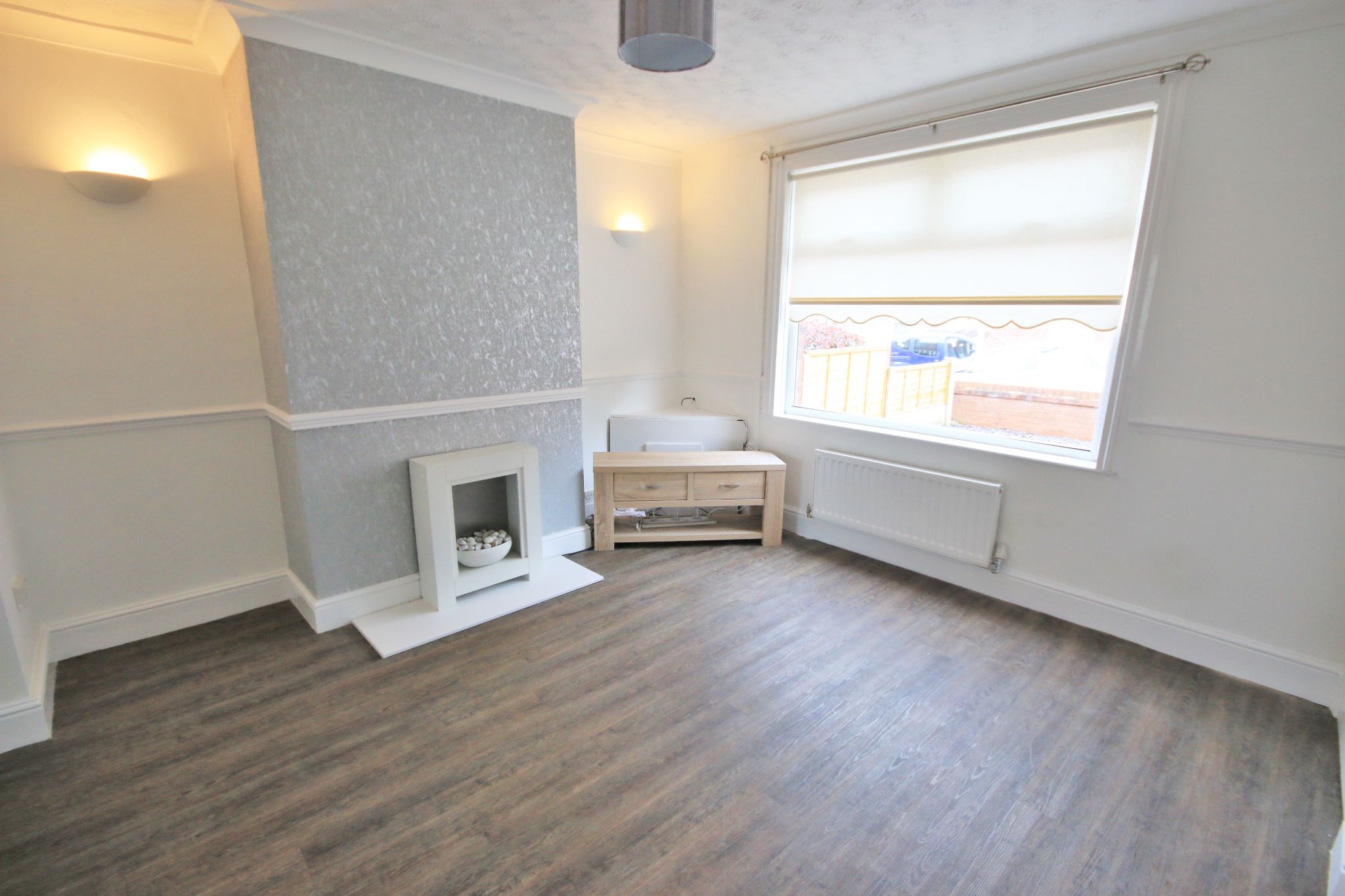3 bedroom semi-detached house Let in Wigan - Photograph 2.