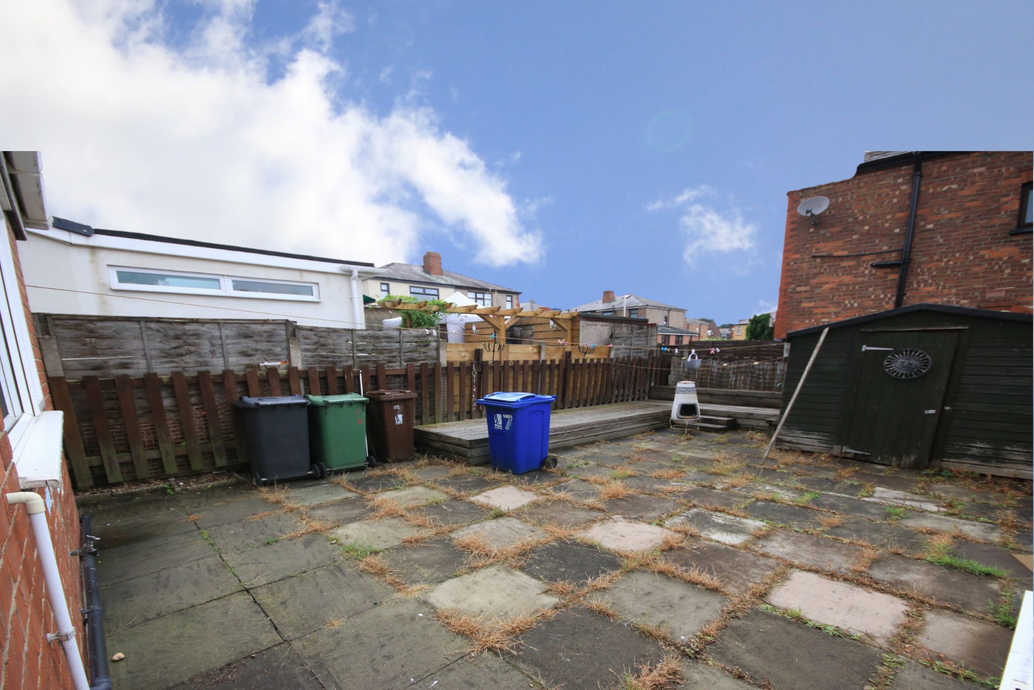 3 bedroom semi-detached house Let in Wigan - Photograph 13.