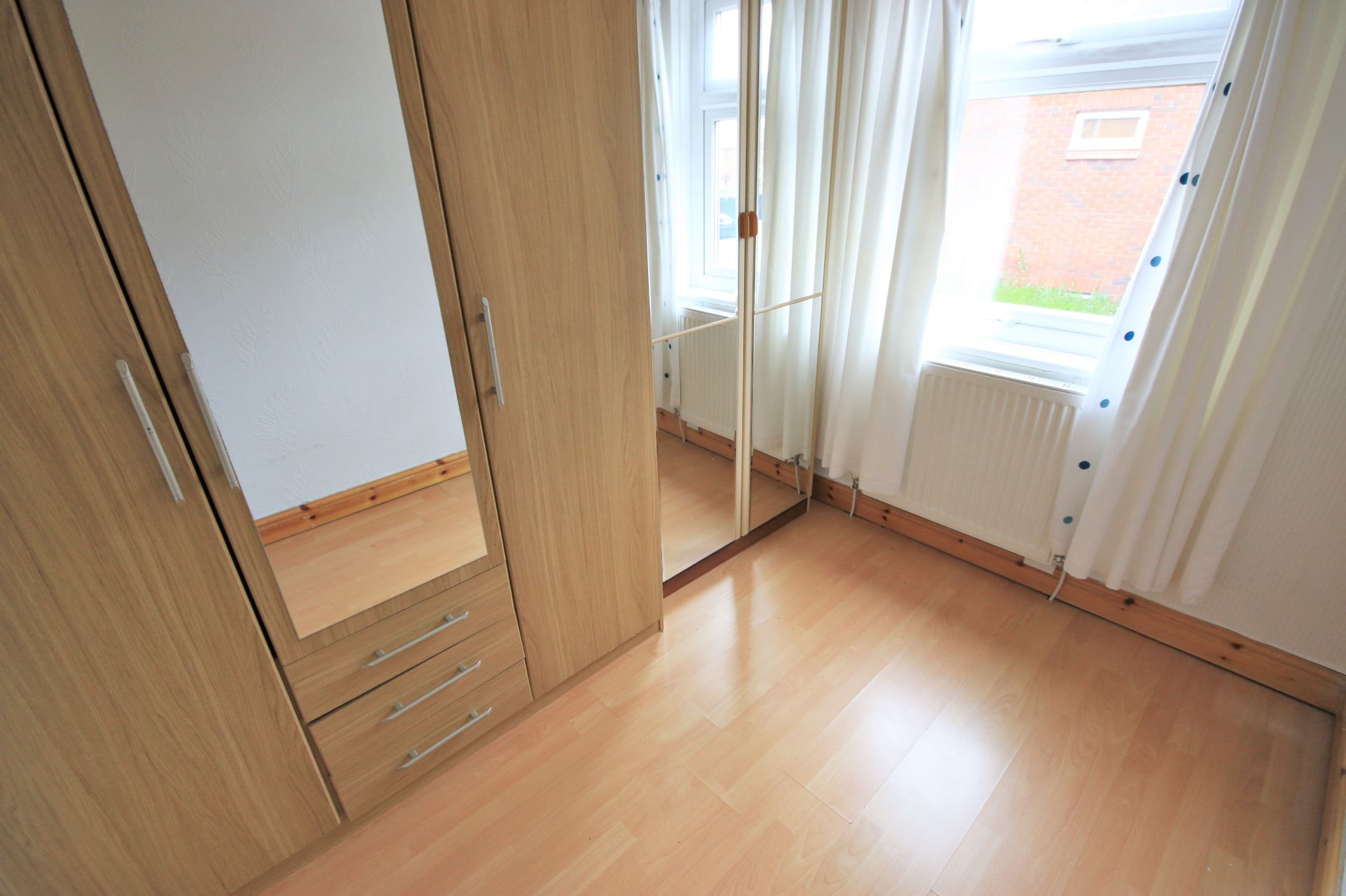 3 bedroom mews house To Let in Wigan - Photograph 12.