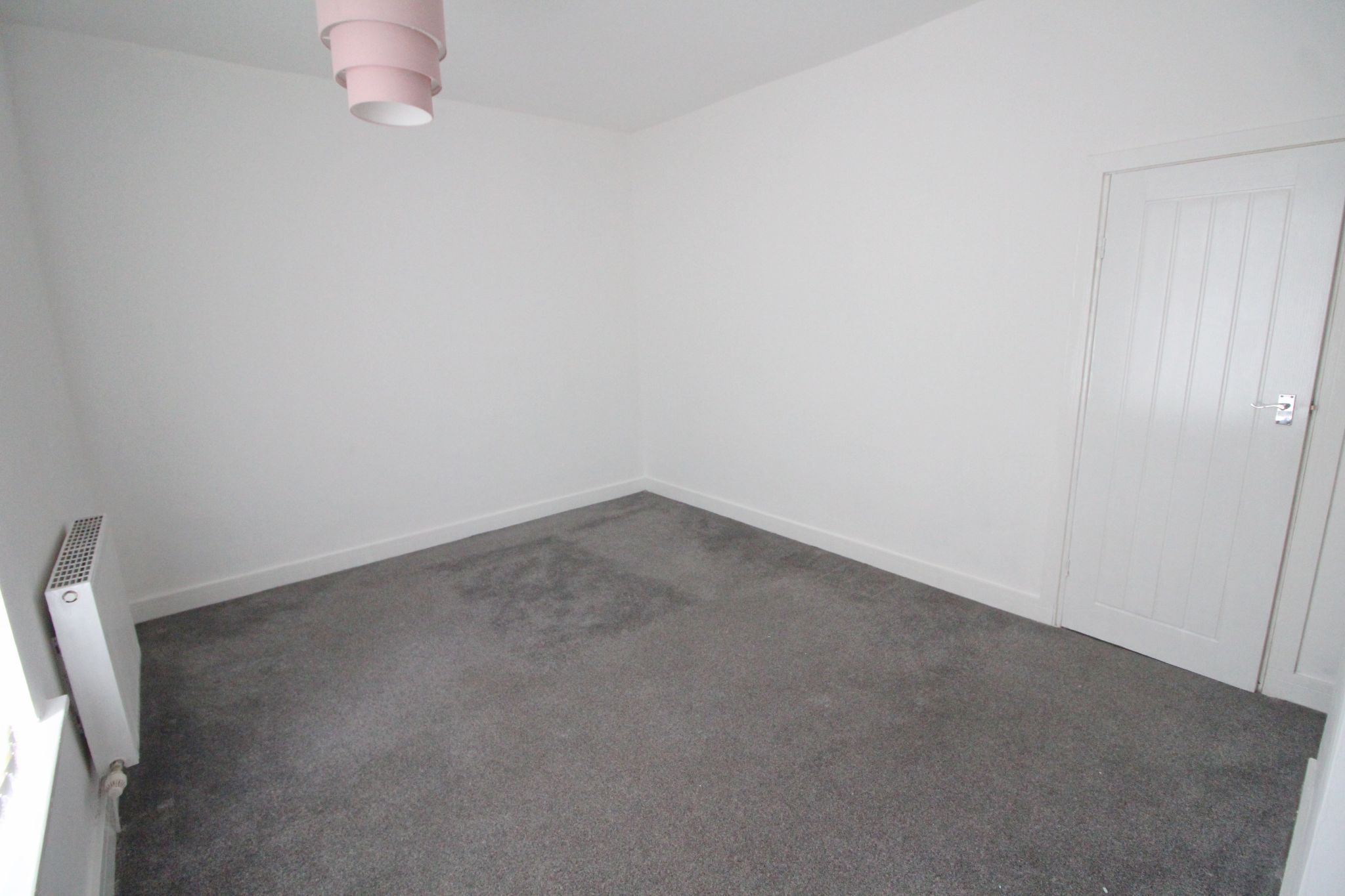 3 bedroom mid terraced house Let in Wigan - Photograph 10.