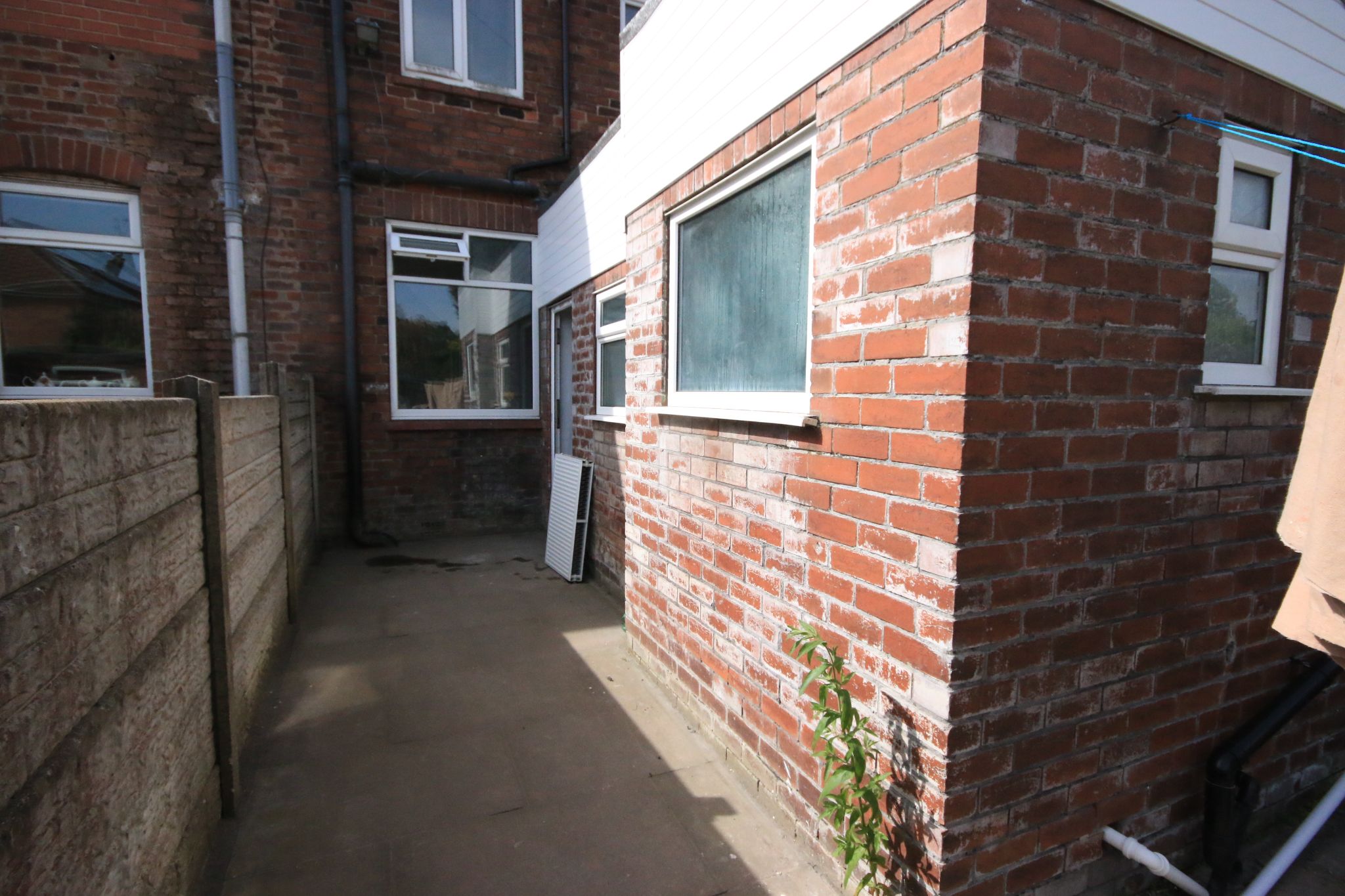 3 bedroom mid terraced house Let in Wigan - Photograph 3.