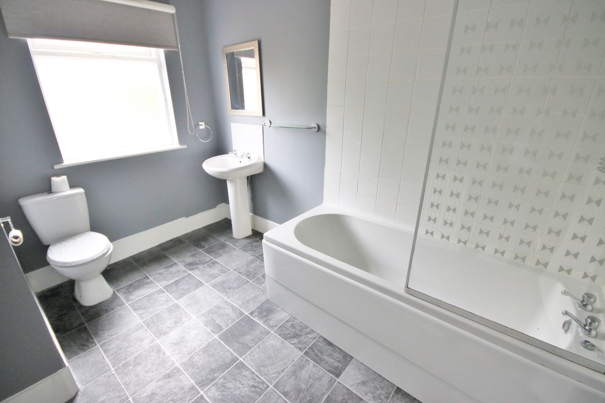 2 bedroom mid terraced house Let in Wigan - Photograph 8.