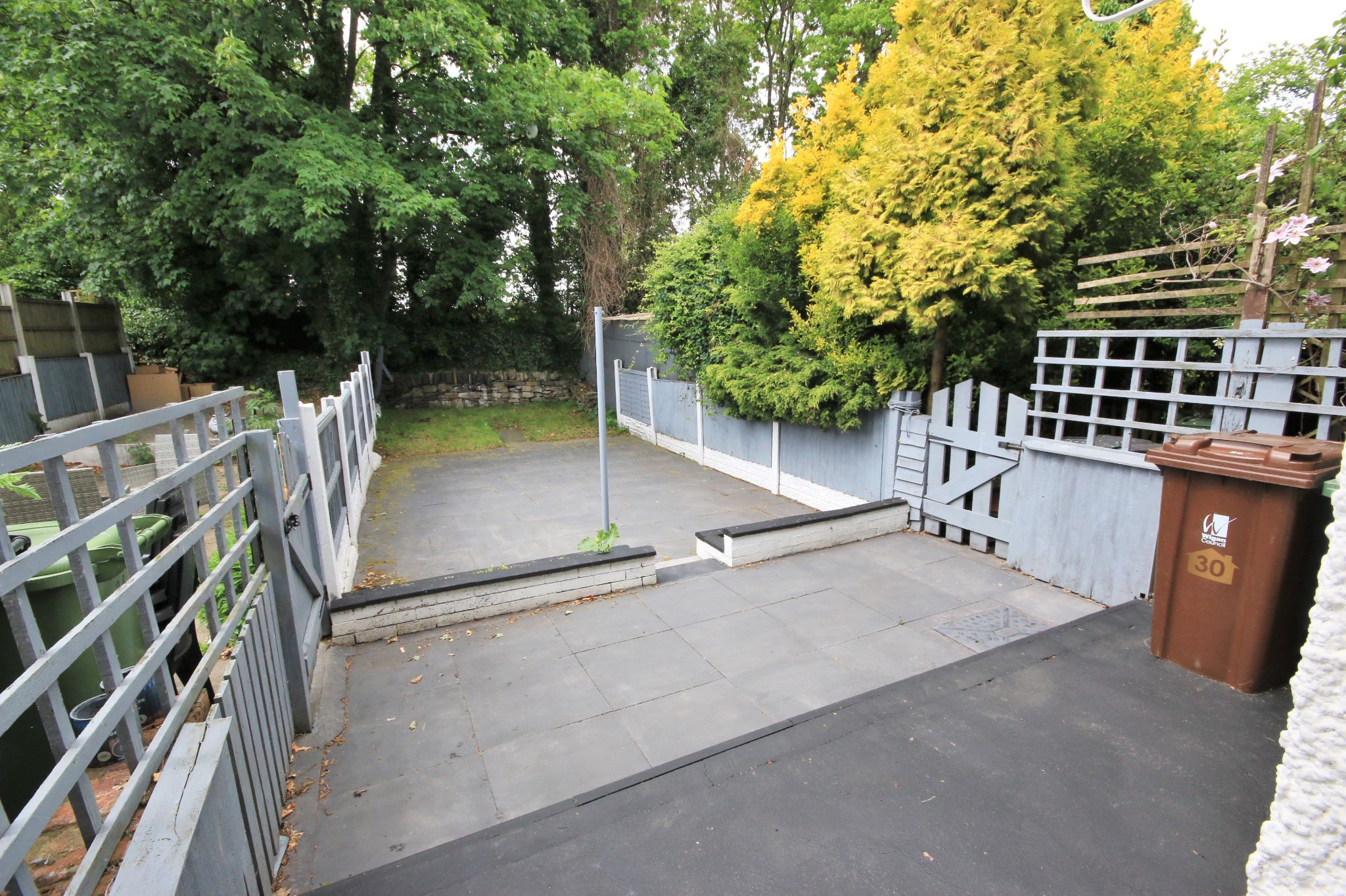 2 bedroom mid terraced house Let in Wigan - Photograph 8.
