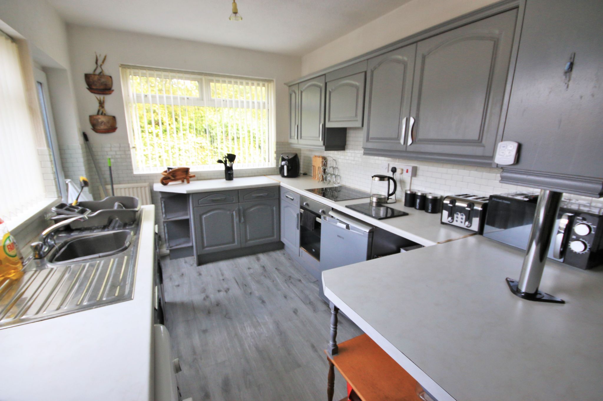 3 bedroom mid terraced house Let Agreed in Wigan - Photograph 6.