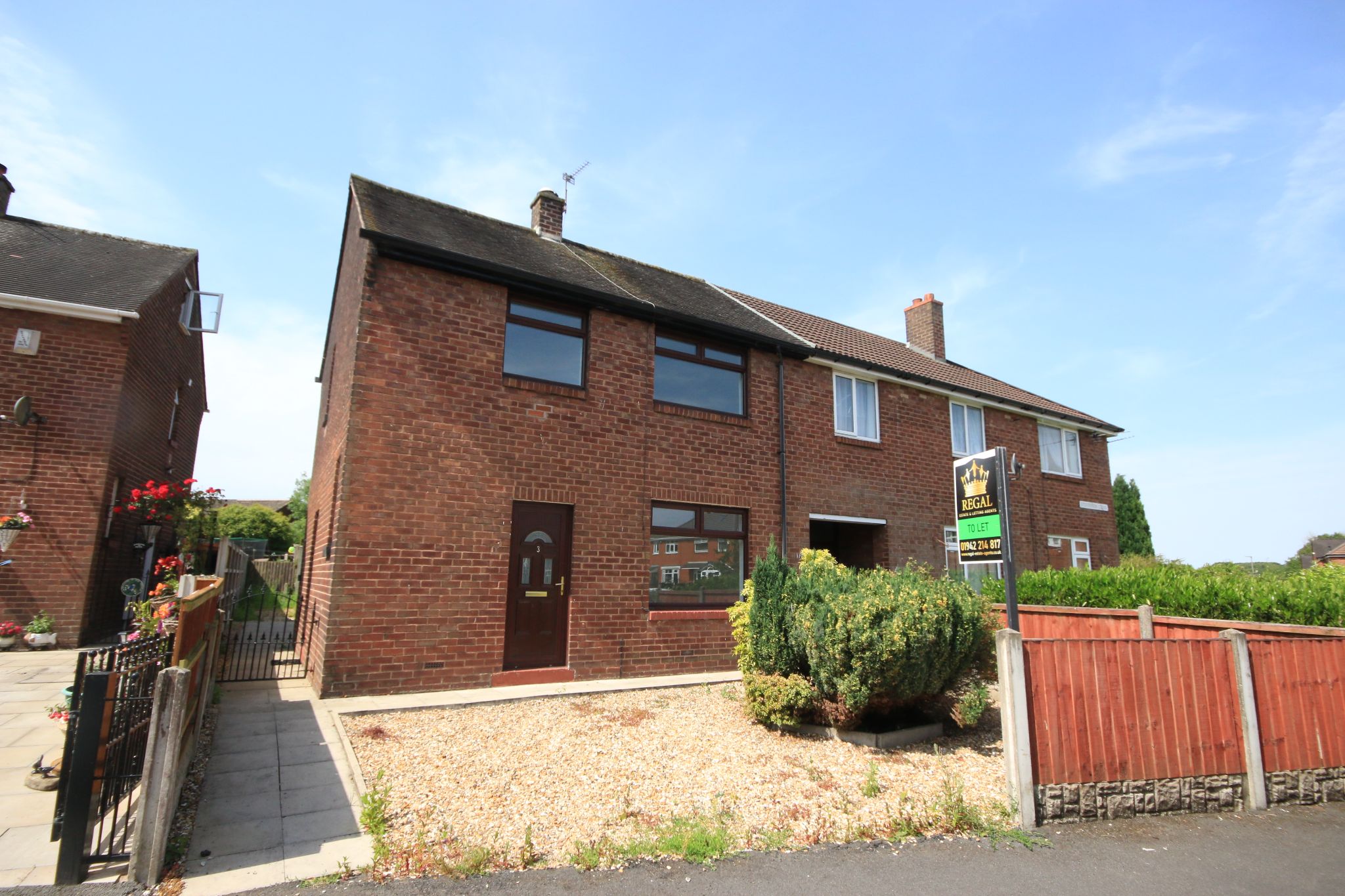 3 bedroom semi-detached house Let in Wigan - Photograph 1.