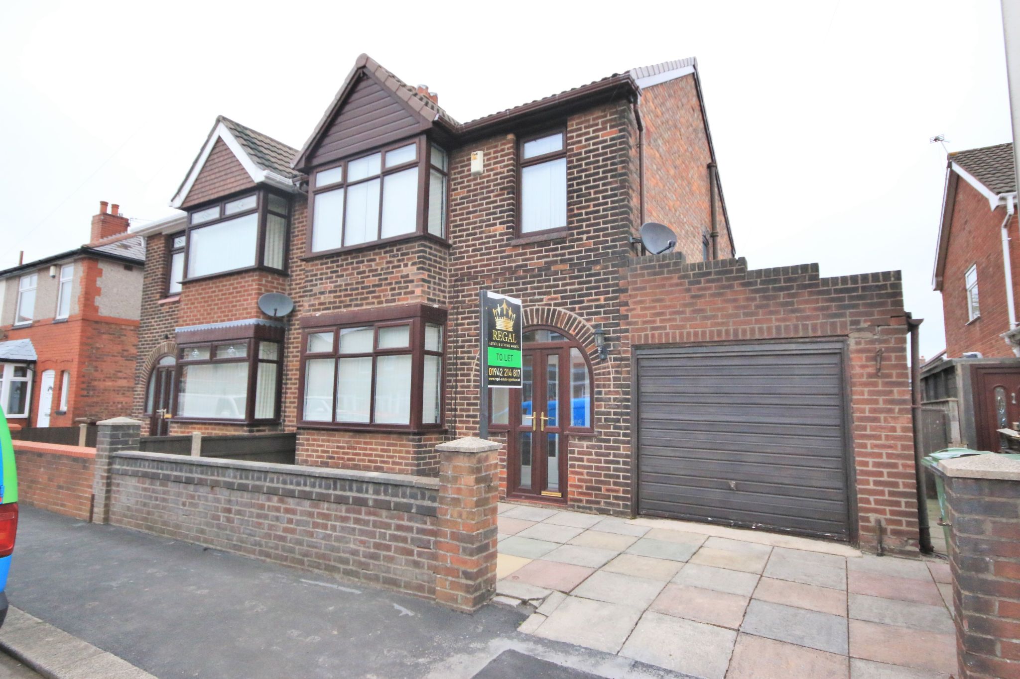 3 bedroom semi-detached house Let in Wigan - Photograph 1.