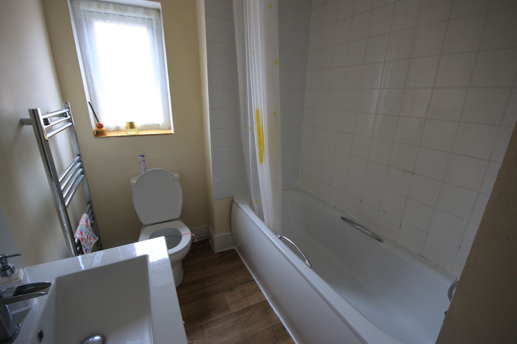 1 bedroom apartment flat/apartment Let in Wigan - Photograph 6.