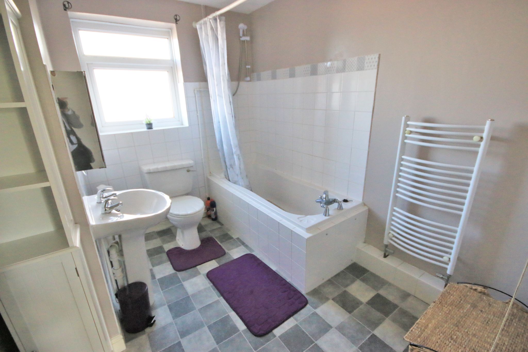 2 bedroom mid terraced house Let in Wigan - Photograph 8.