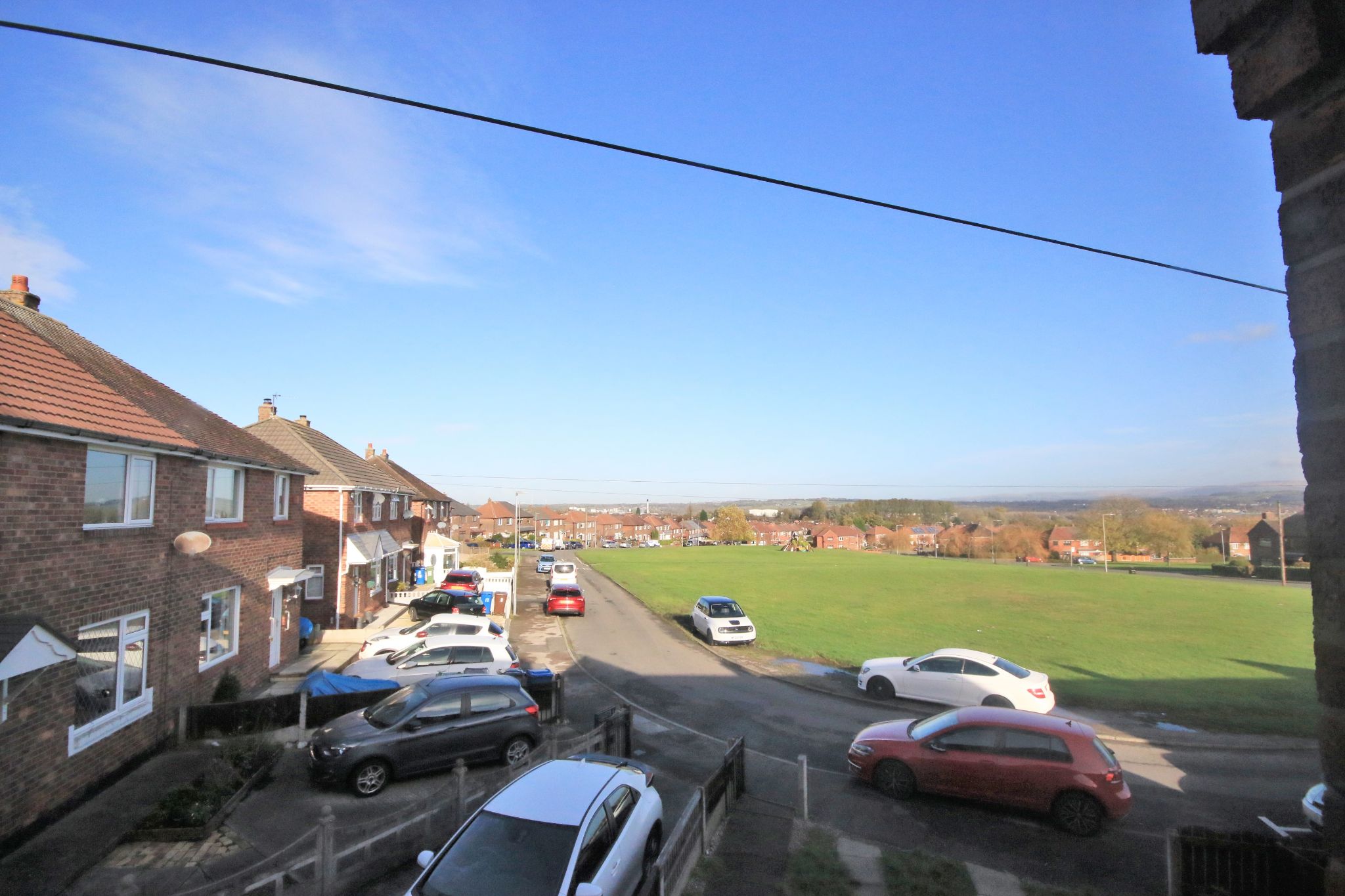 3 bedroom town house To Let in Wigan - Photograph 12.