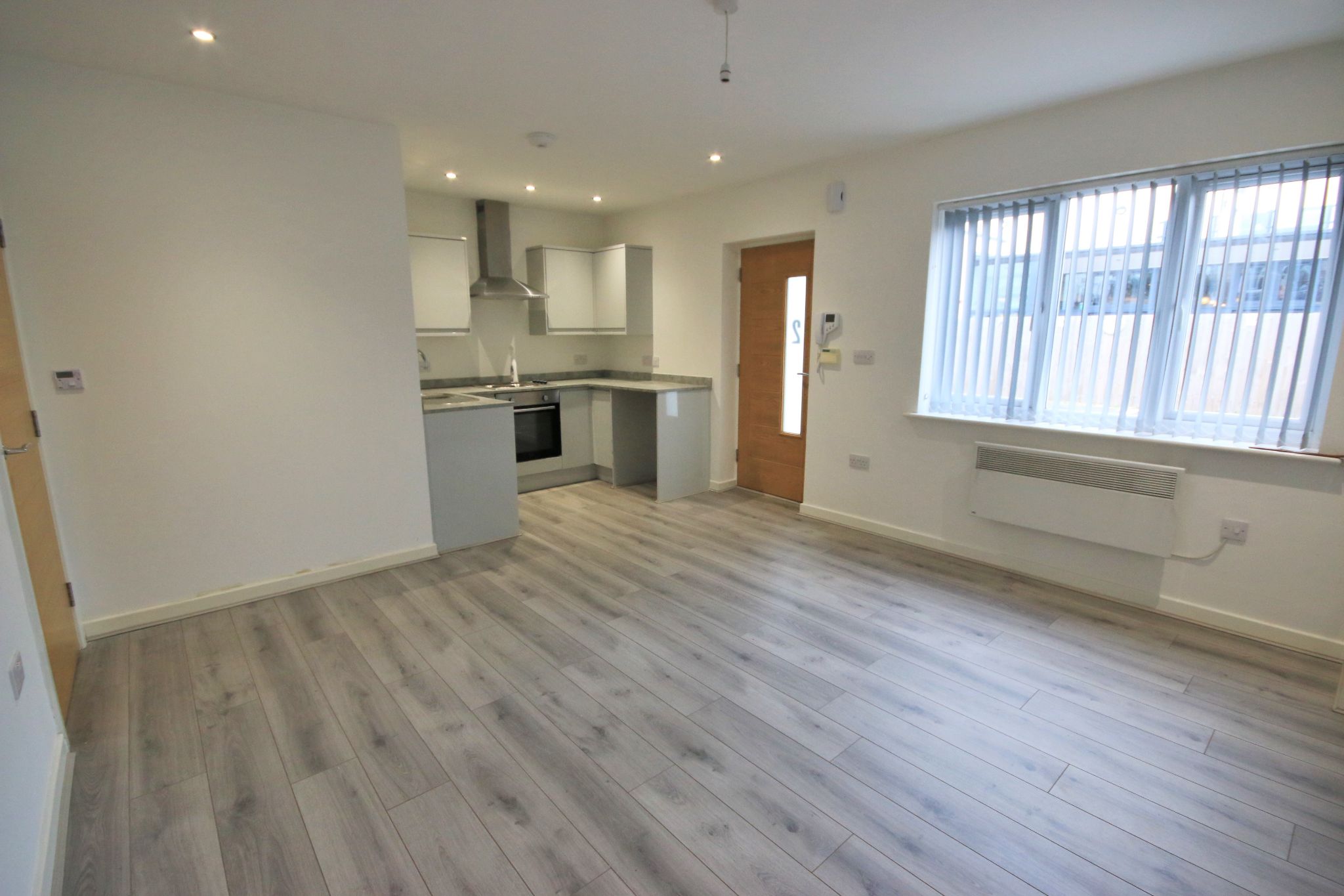 2 bedroom apartment flat/apartment Let in Formby - Photograph 4.