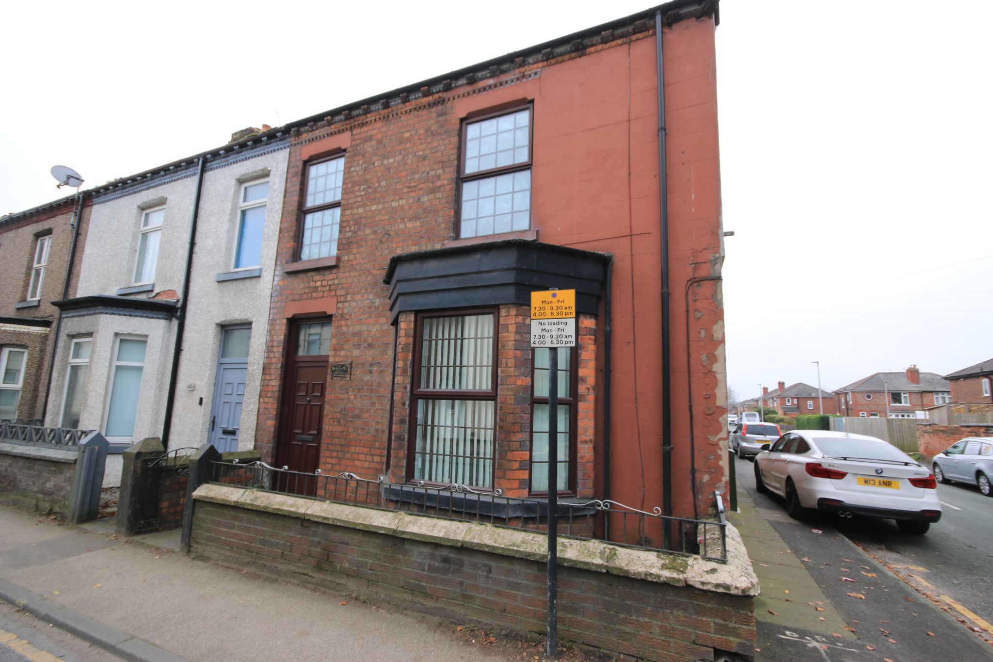 3 bedroom end terraced house Let in Wigan - Photograph 1.