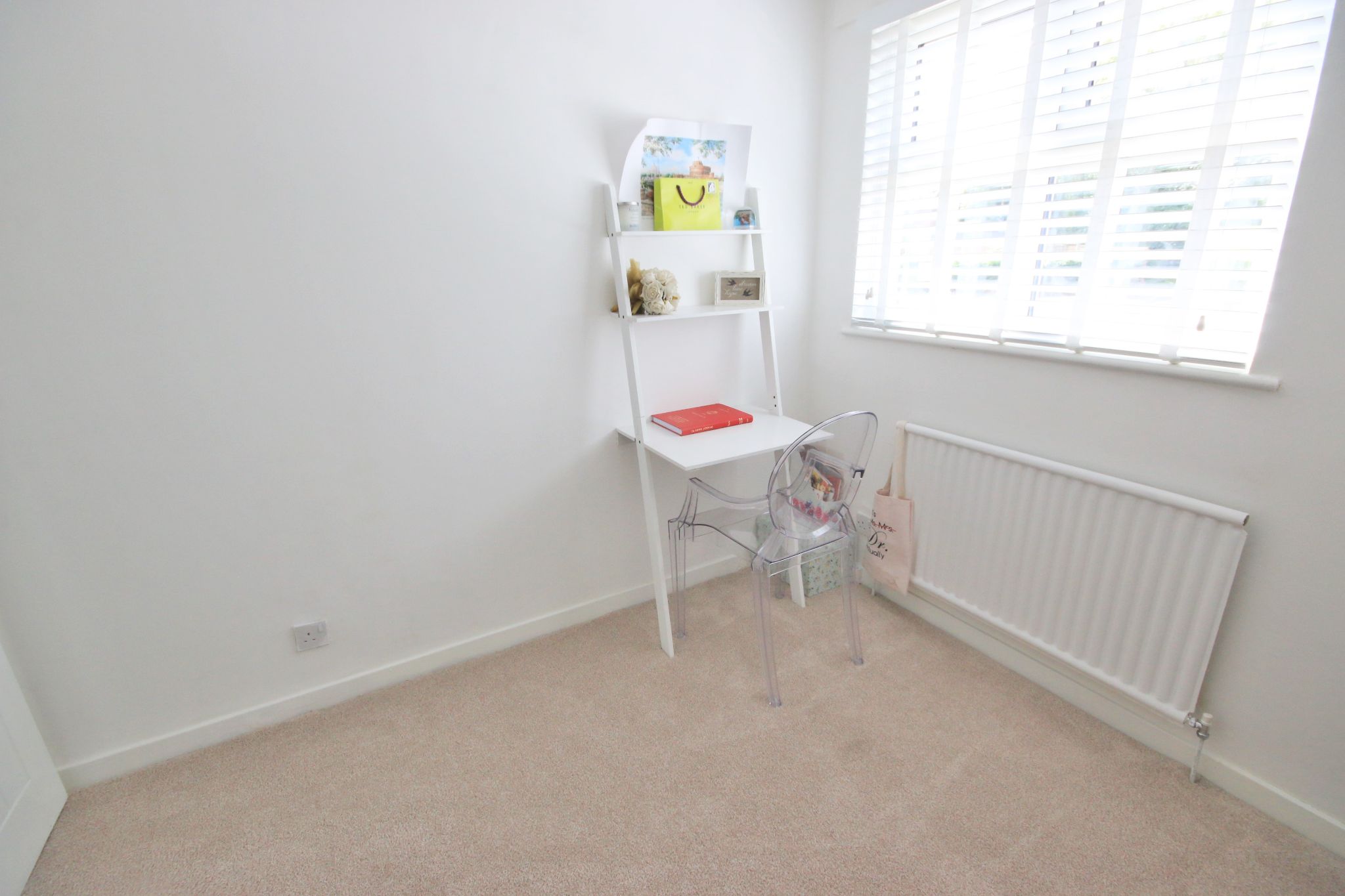 3 bedroom semi-detached house Let in Wigan - Photograph 18.