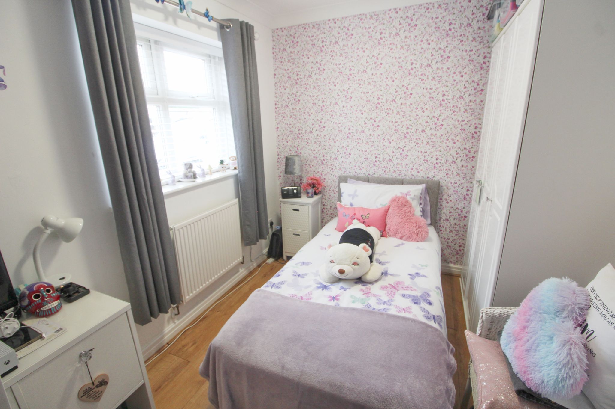 2 bedroom detached bungalow To Let in Wigan - Photograph 6.