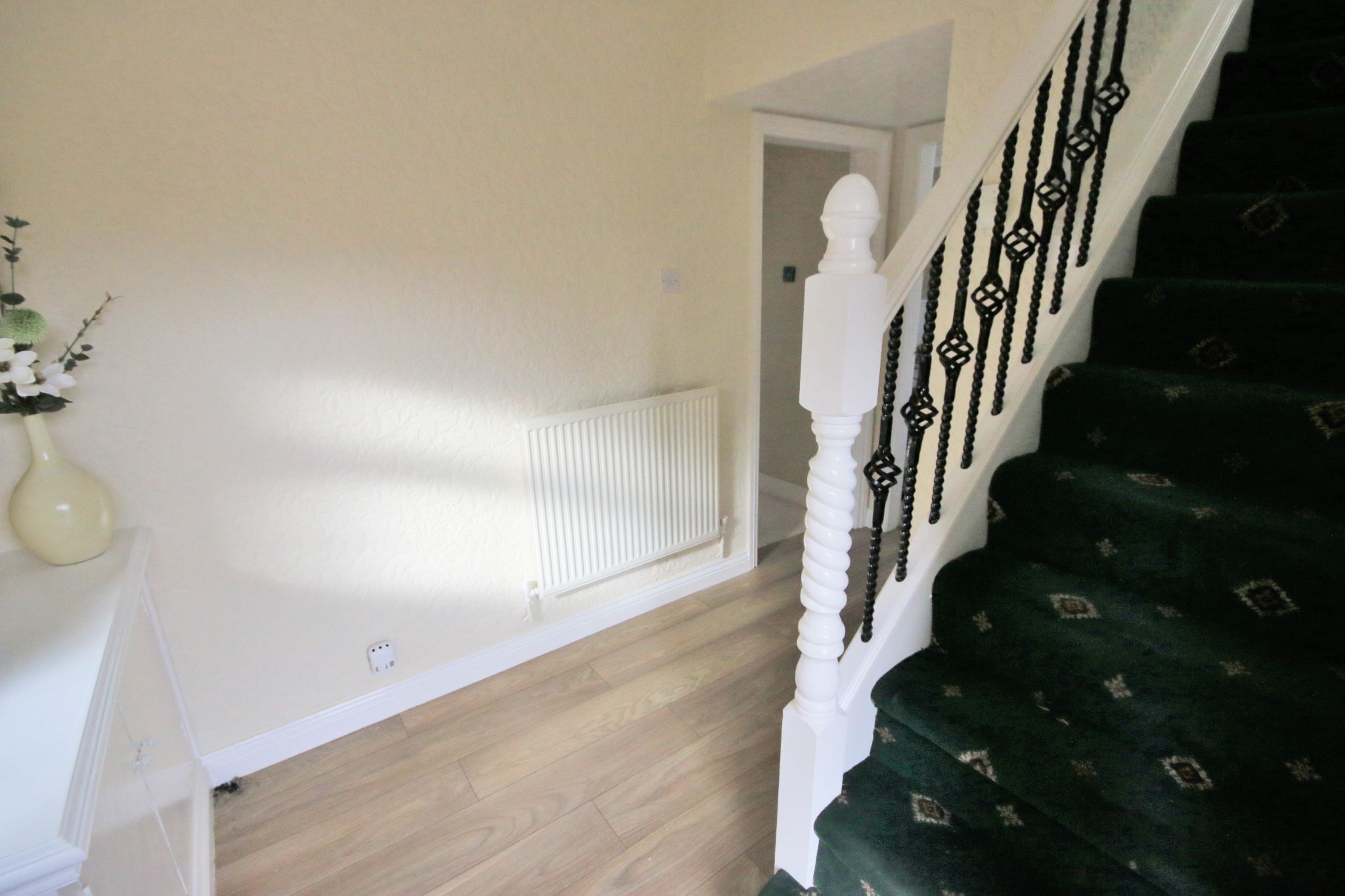3 bedroom semi-detached house Let in Wigan - Photograph 8.