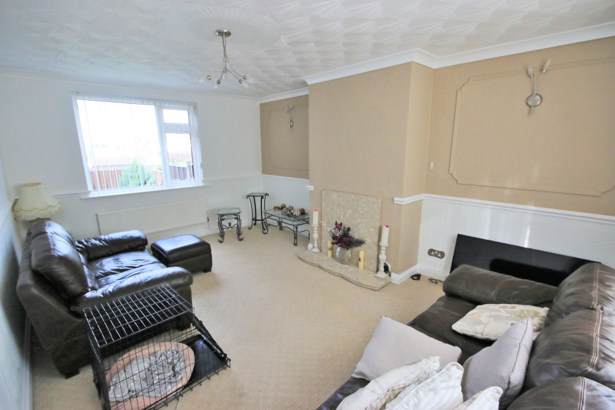 3 bedroom semi-detached house Let in Wigan - Photograph 3.
