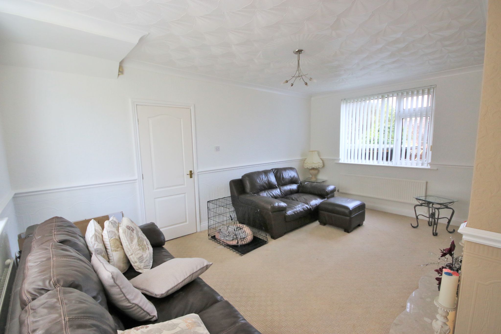 3 bedroom semi-detached house Let in Wigan - Photograph 4.