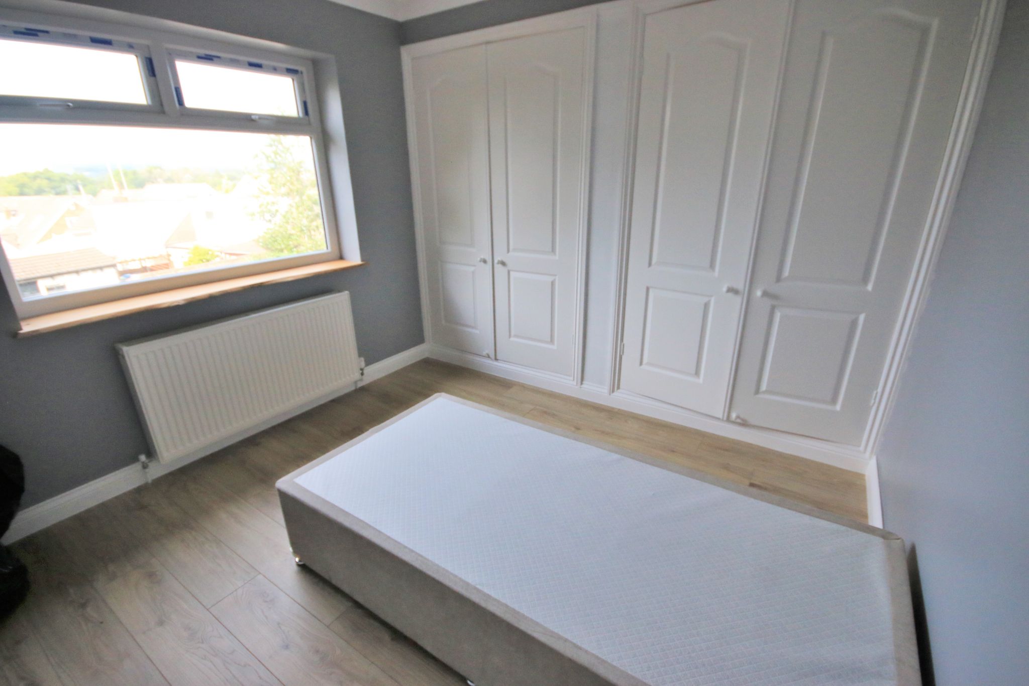 3 bedroom semi-detached house Let in Wigan - Photograph 9.