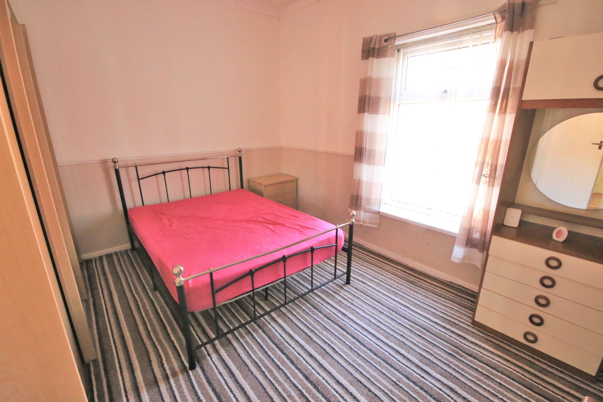 2 bedroom mid terraced house Let Agreed in Wigan - Photograph 7.