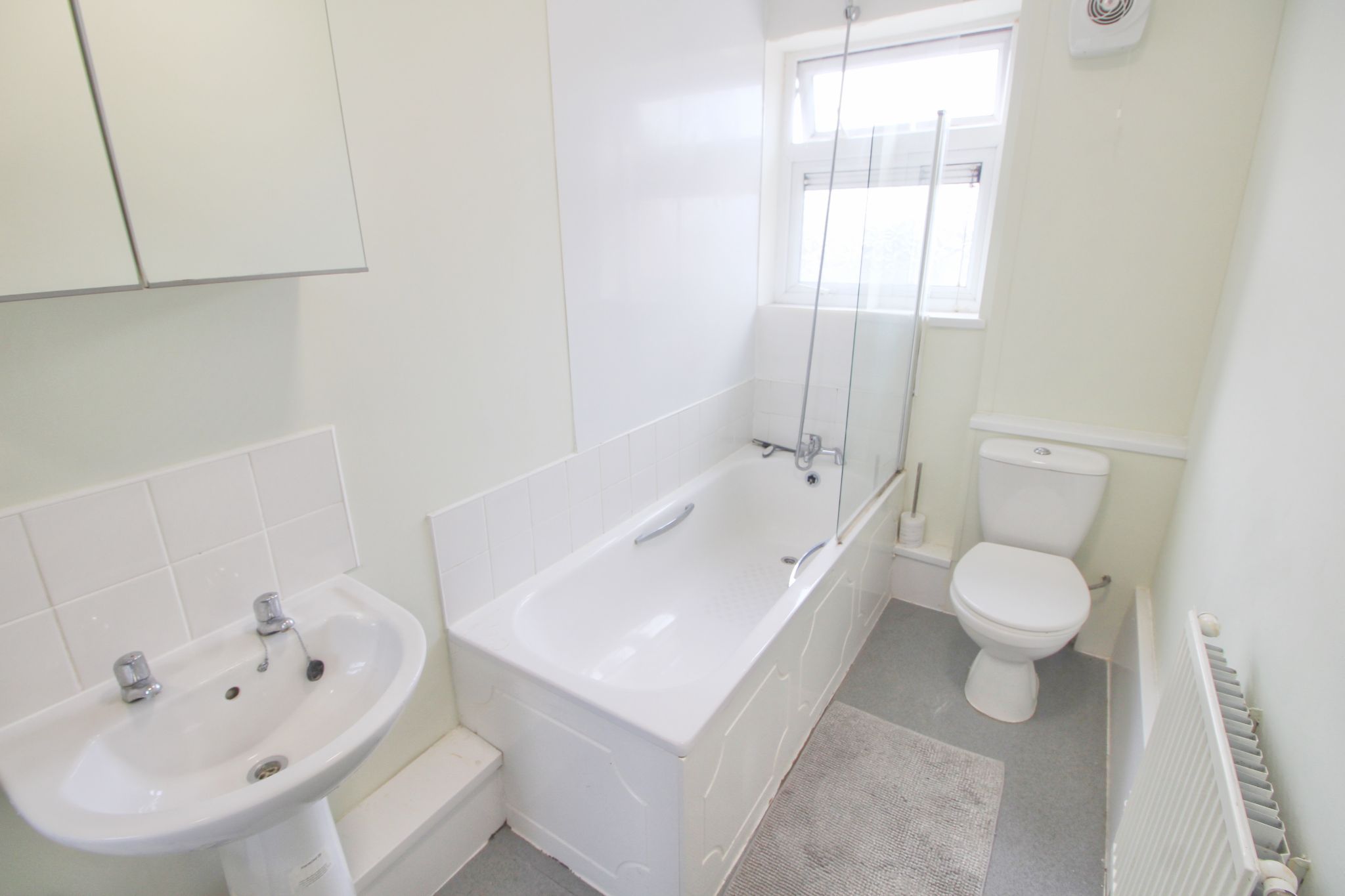 3 bedroom apartment flat/apartment For Sale in Skelmersdale - Photograph 12.