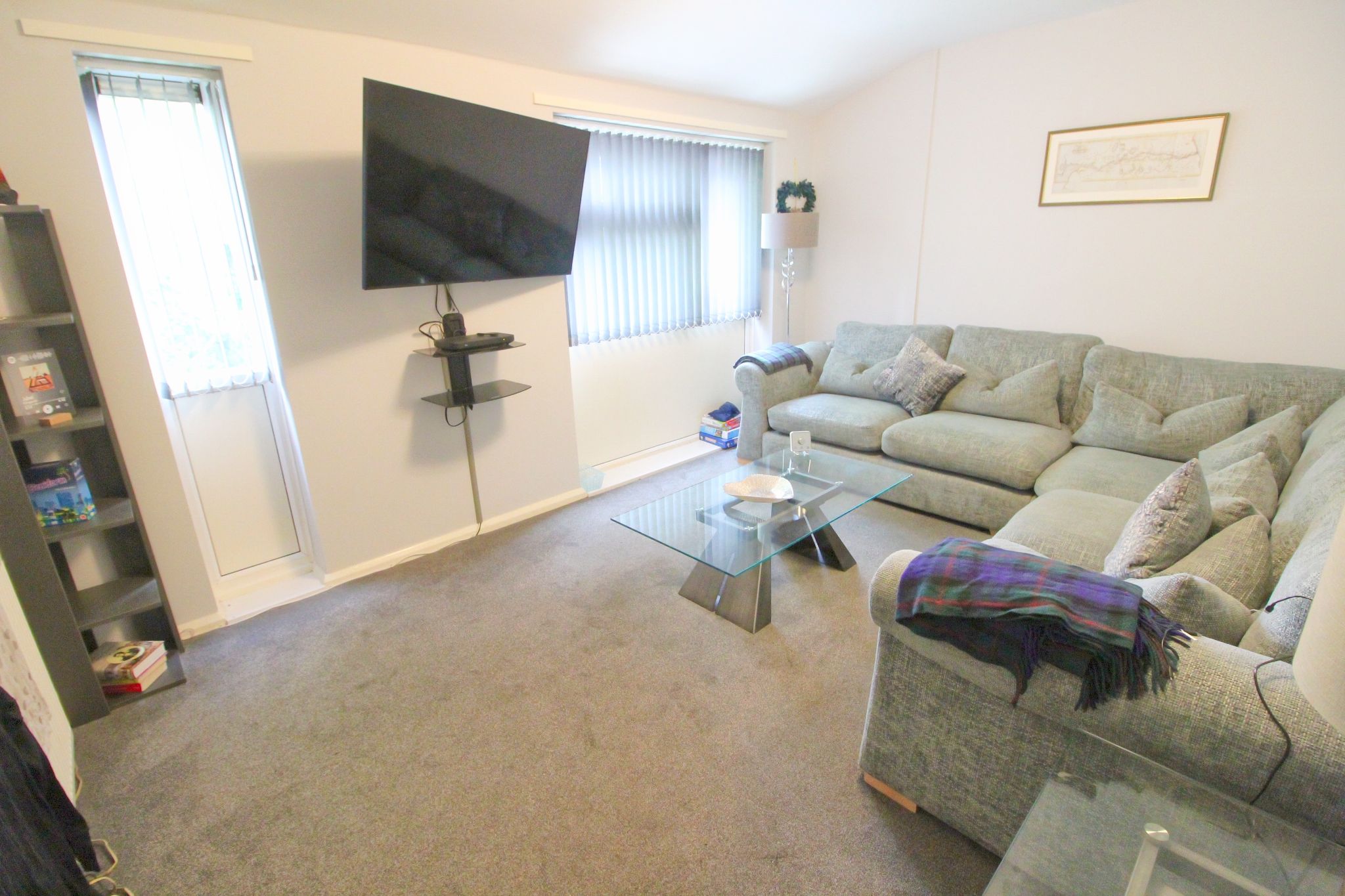 3 bedroom apartment flat/apartment For Sale in Skelmersdale - Property photograph.