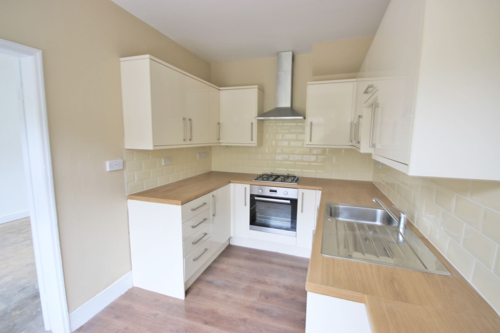 3 bedroom semi-detached house To Let in Wigan - Photograph 6.