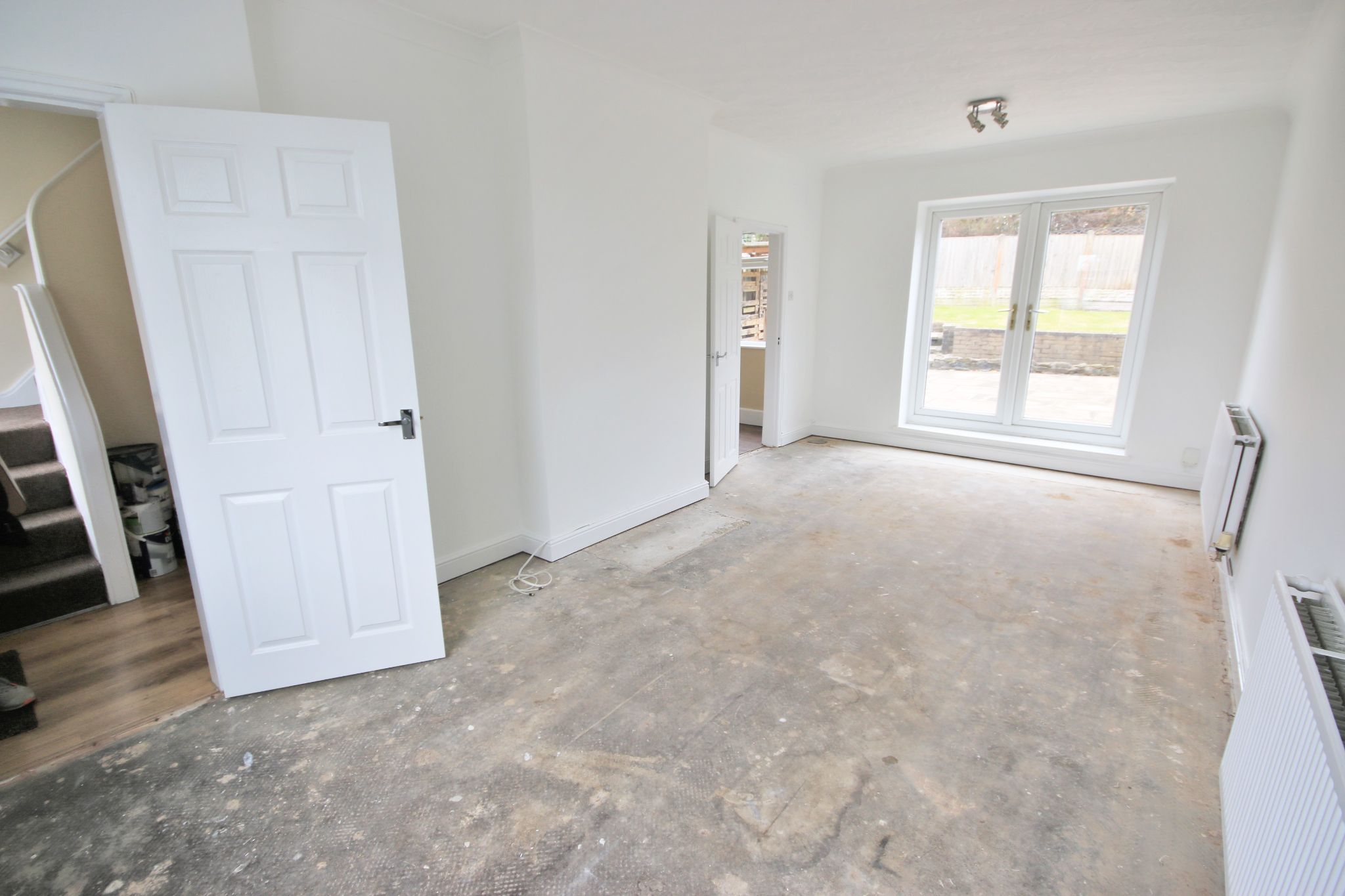 3 bedroom semi-detached house To Let in Wigan - Property photograph.