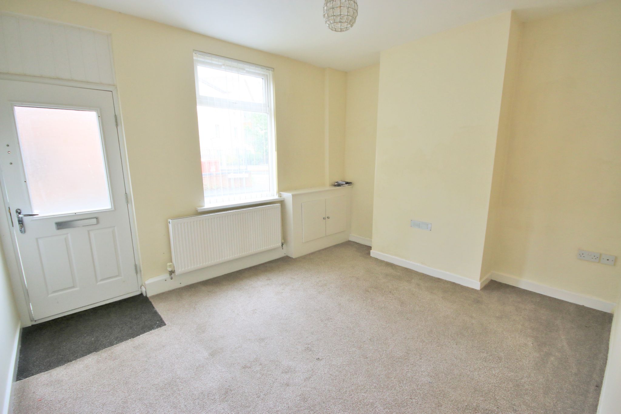 2 bedroom end terraced house Let in Wigan - Photograph 2.