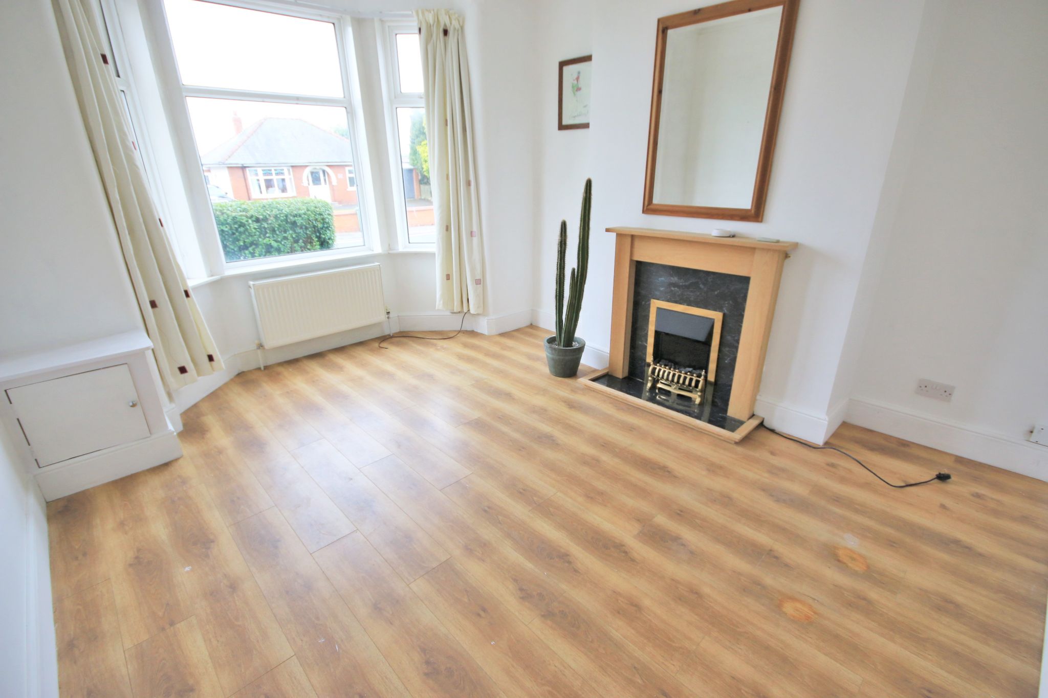 2 bedroom end terraced house Let in Wigan - Photograph 2.