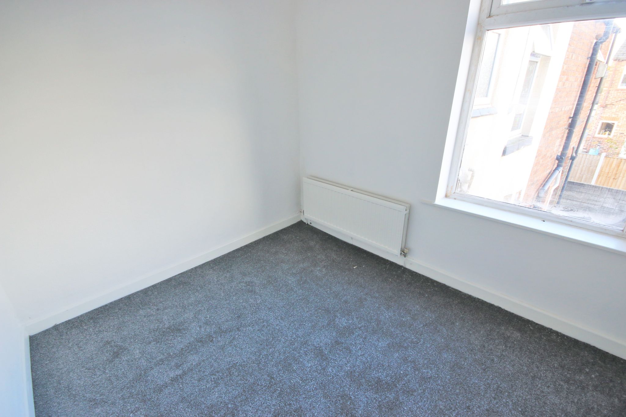 2 bedroom mid terraced house Let Agreed in Wigan - Photograph 9.