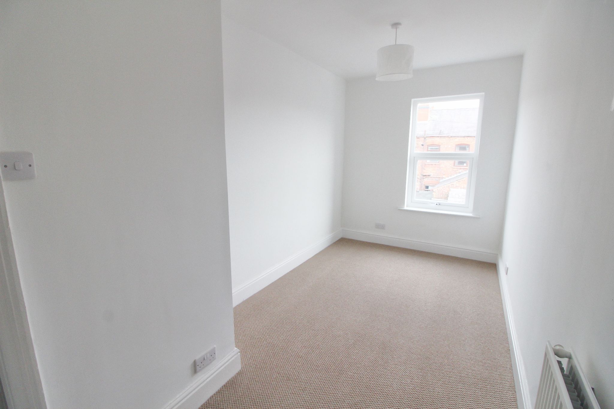 2 bedroom mid terraced house Let in Wigan - Photograph 11.