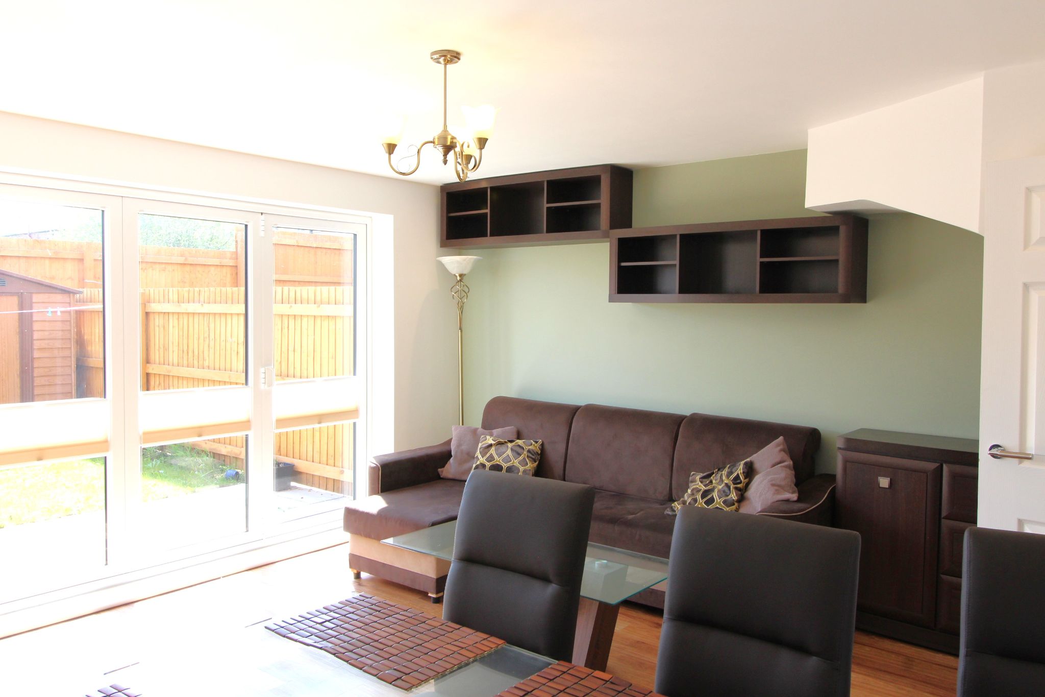 3 bedroom mews house For Sale in Wigan - Photograph 5.