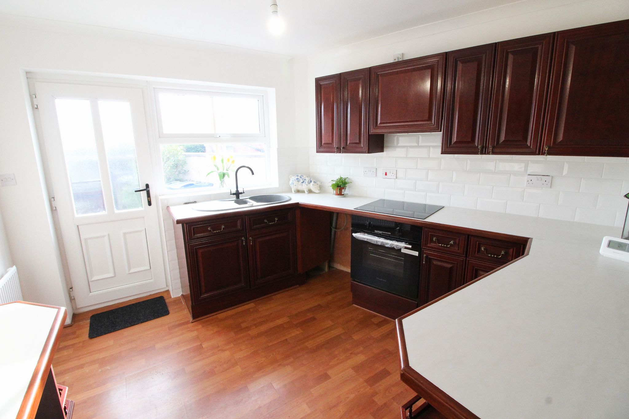 2 bedroom mid terraced house Let in Wigan - Photograph 7.