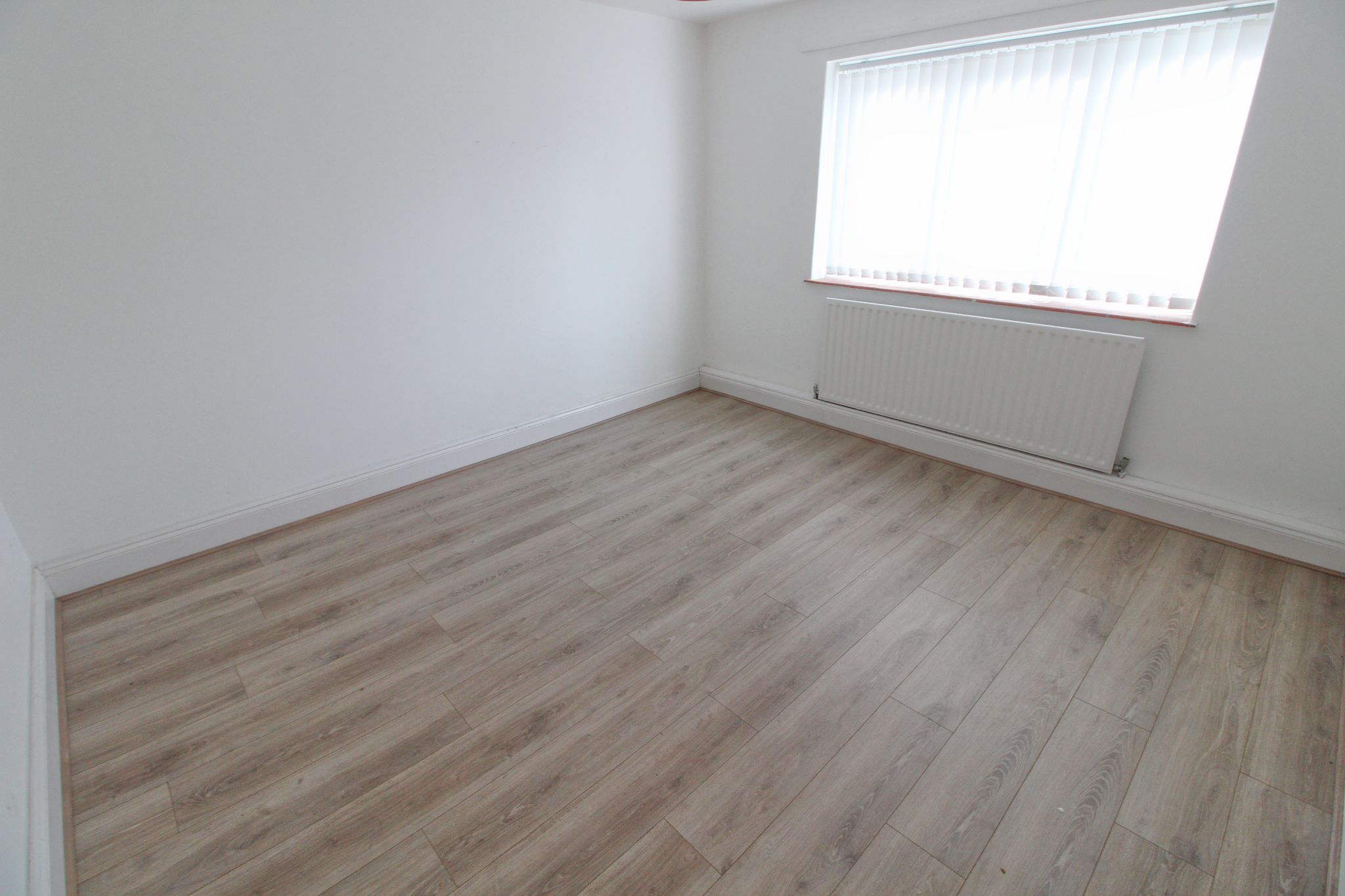 2 bedroom apartment flat/apartment Let in Skelmersdale - Photograph 5.