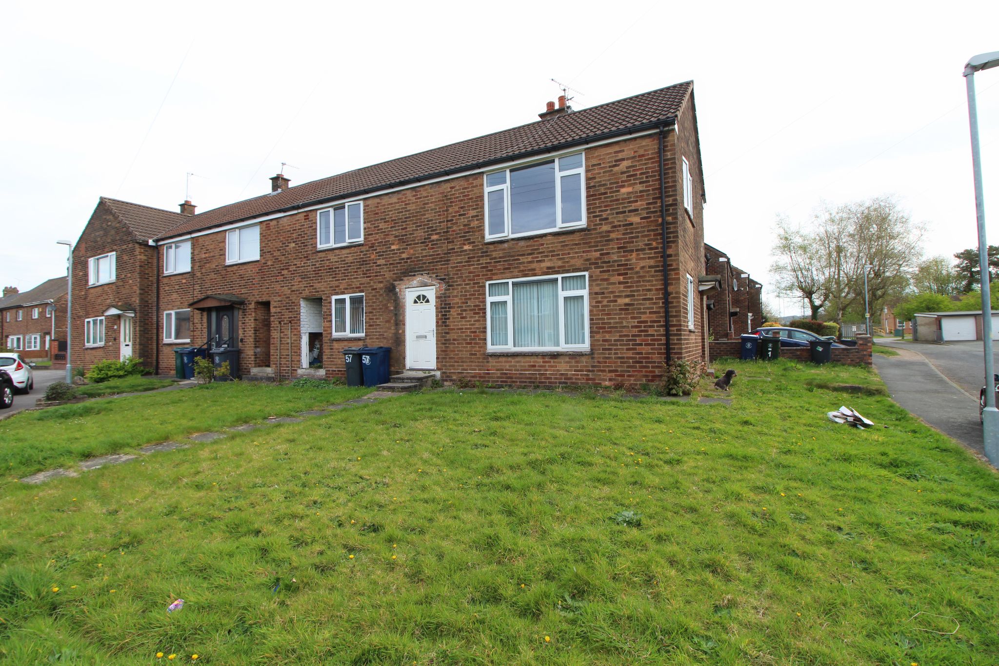2 bedroom apartment flat/apartment Let in Skelmersdale - Photograph 1.