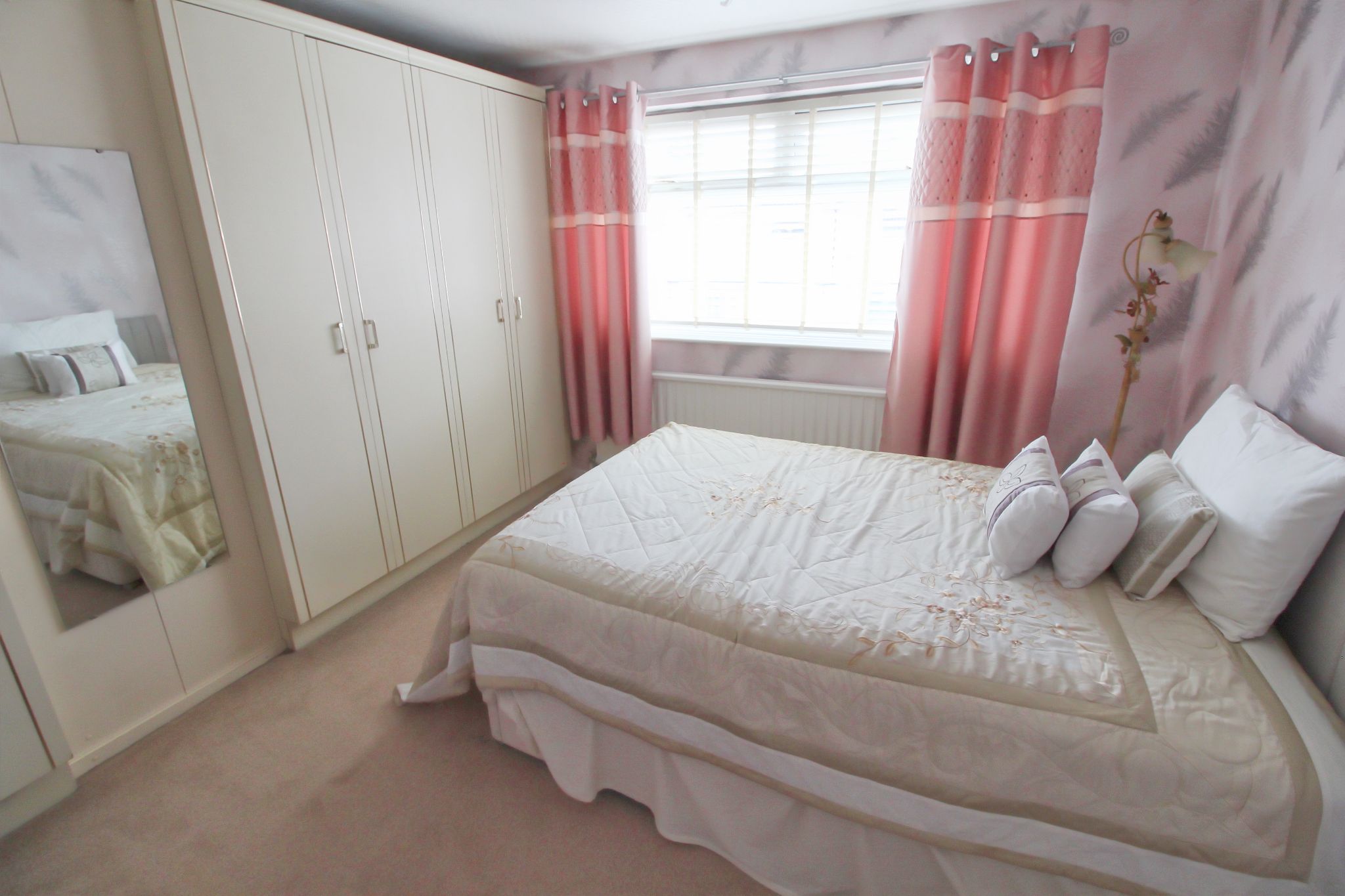 3 bedroom semi-detached house Let in Wigan - Photograph 10.