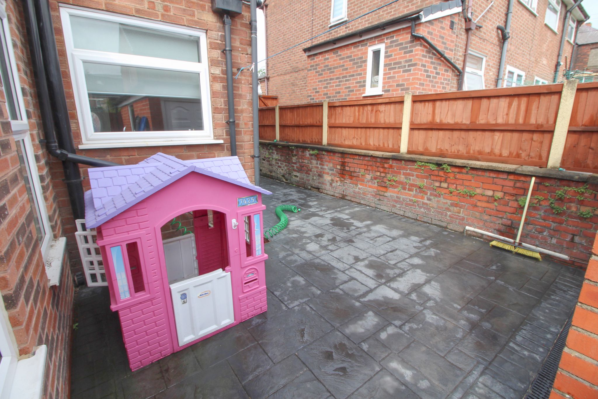 3 bedroom semi-detached house Let in Wigan - Photograph 18.
