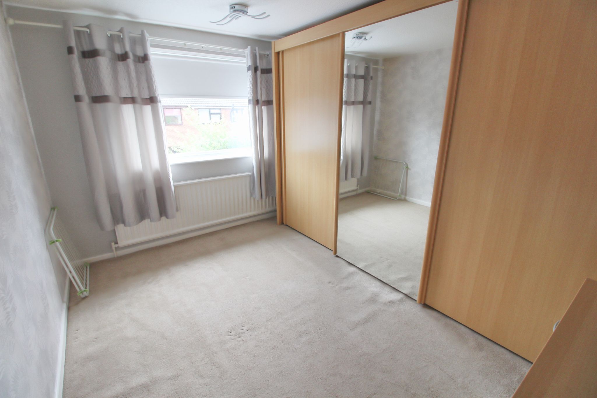 3 bedroom semi-detached house Let in Wigan - Photograph 12.