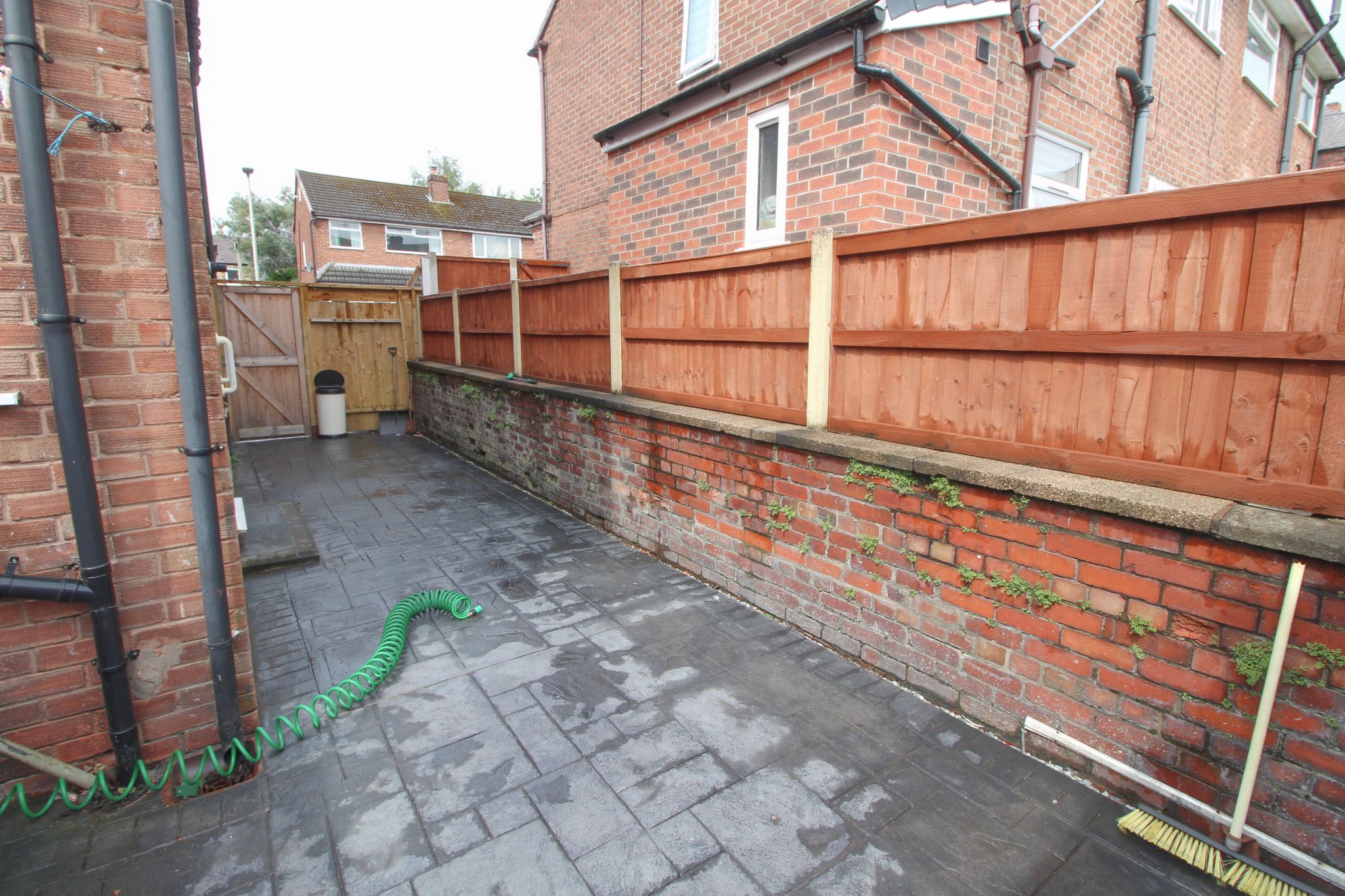 3 bedroom semi-detached house Let in Wigan - Photograph 16.