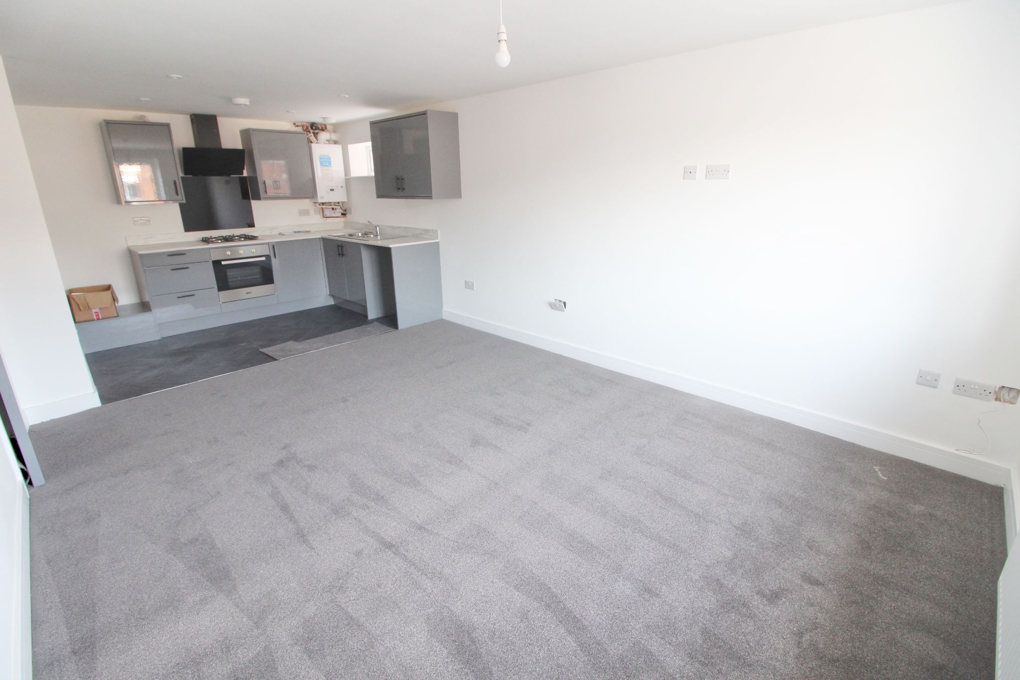 1 bedroom ground floor flat/apartment Let in Wigan - Photograph 7.