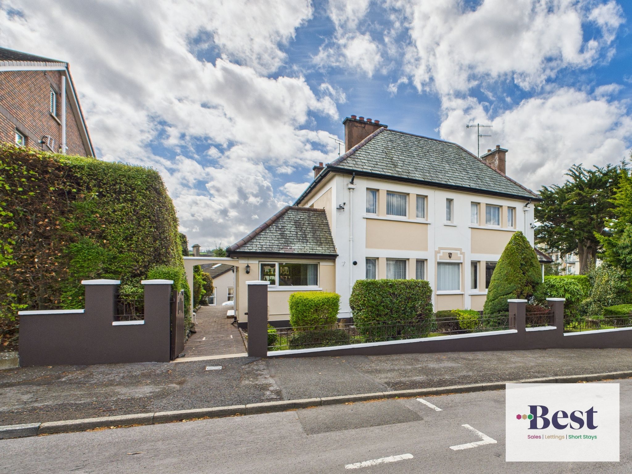 5 bedroom detached house For Sale in Larne - Photograph 2.