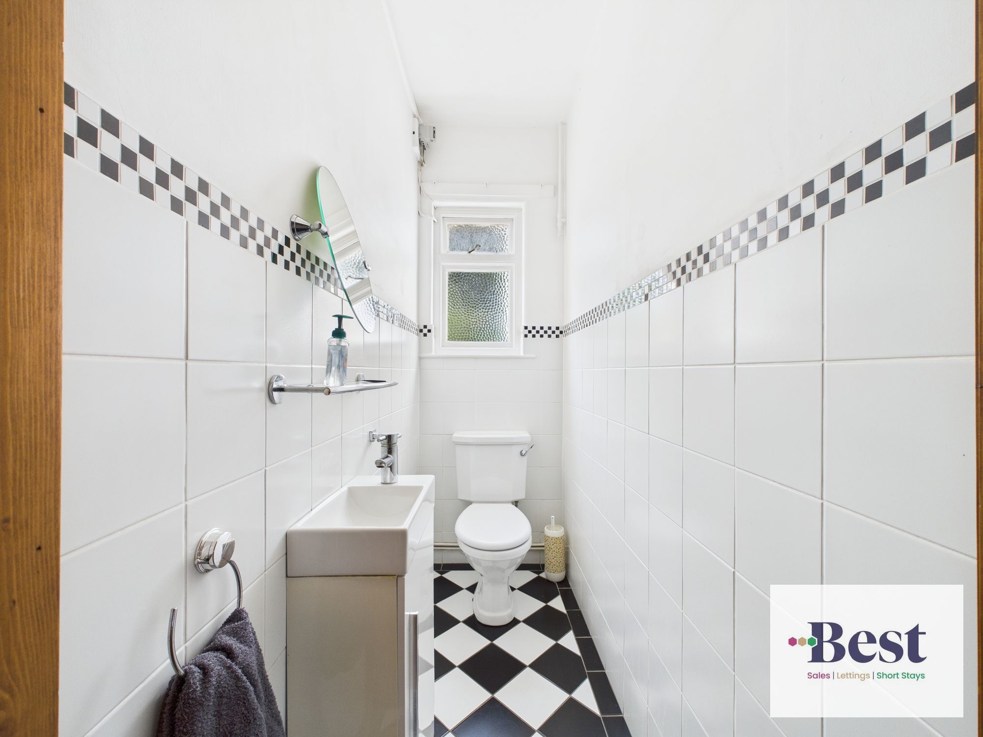 5 bedroom detached house For Sale in Larne - Photograph 16.