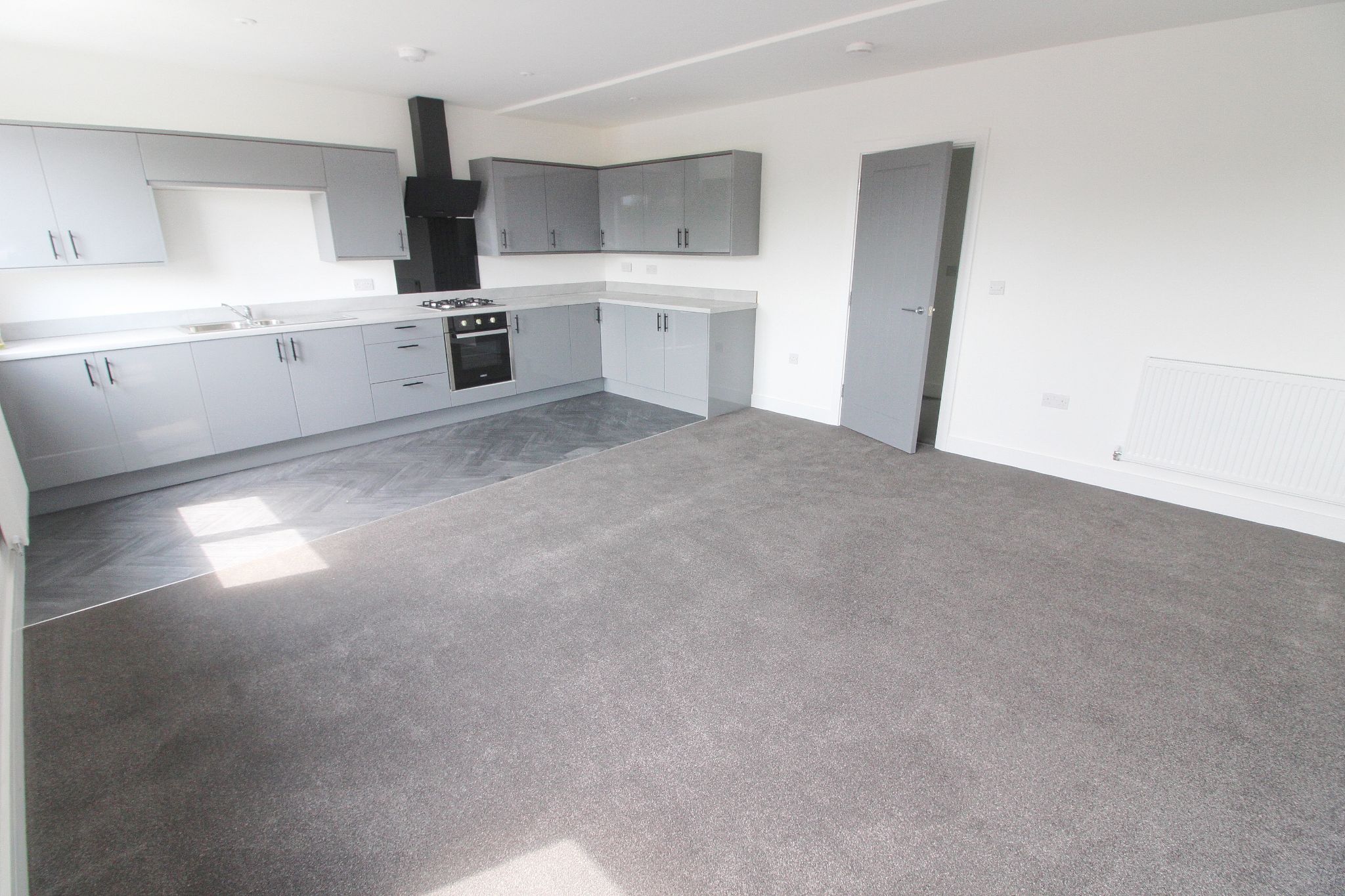 1 bedroom apartment flat/apartment Let in Wigan - Photograph 5.