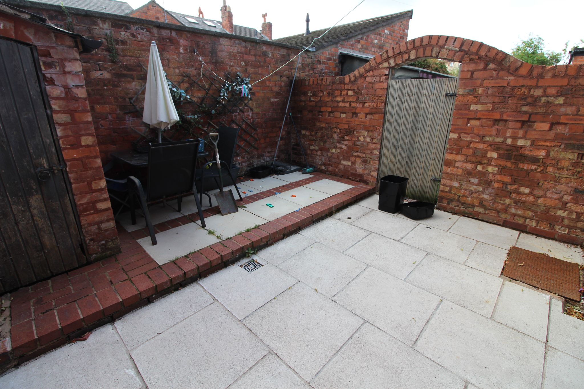 2 bedroom end terraced house Let in Wigan - Photograph 11.