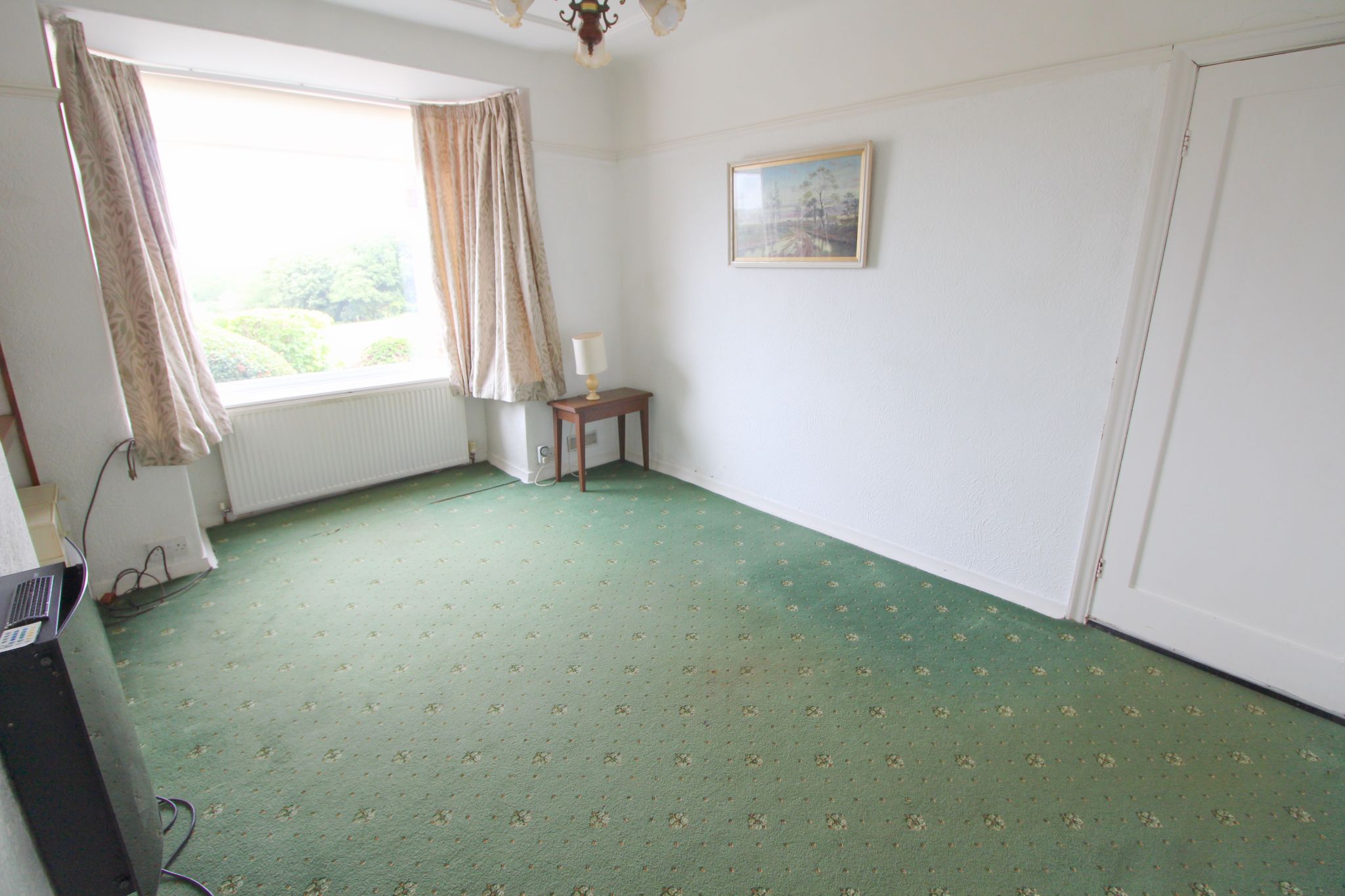 3 bedroom semi-detached house For Sale in Wigan - Photograph 5.