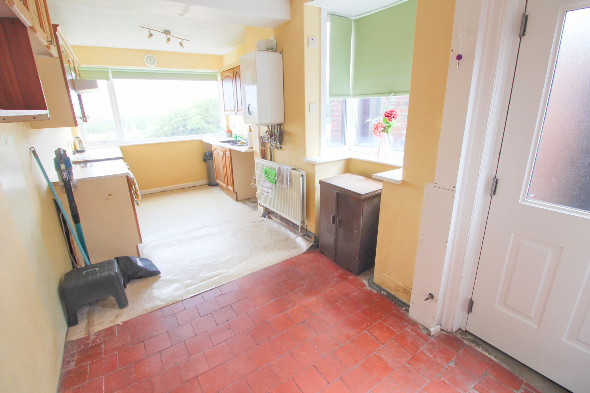 3 bedroom semi-detached house For Sale in Wigan - Photograph 6.