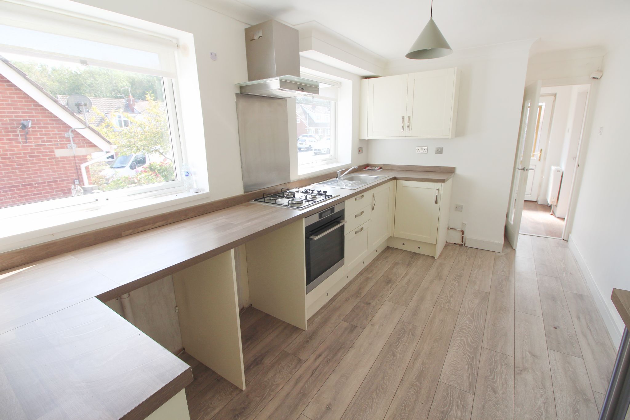 4 bedroom semi-detached house To Let in Wigan - Photograph 6.