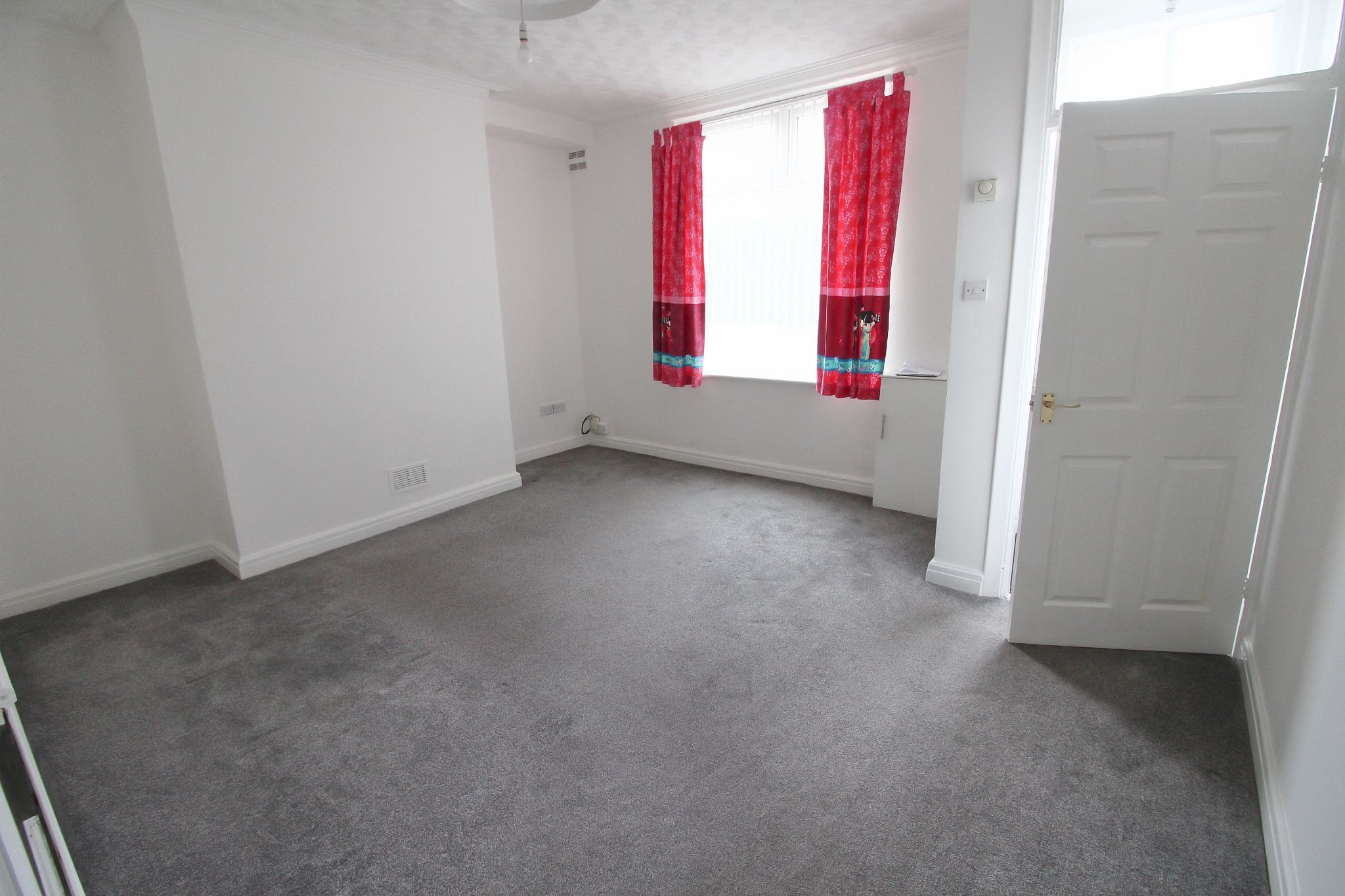2 bedroom mid terraced house SSTC in Wigan - Photograph 4.