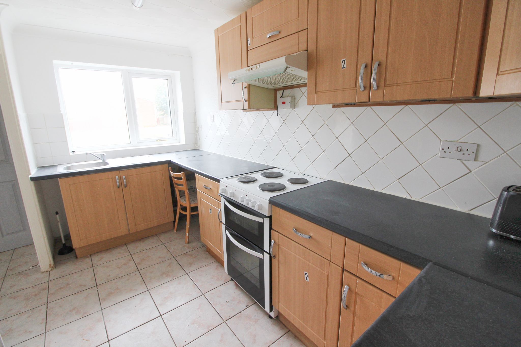 3 bedroom mid terraced house Let in Skelmersdale - Photograph 2.