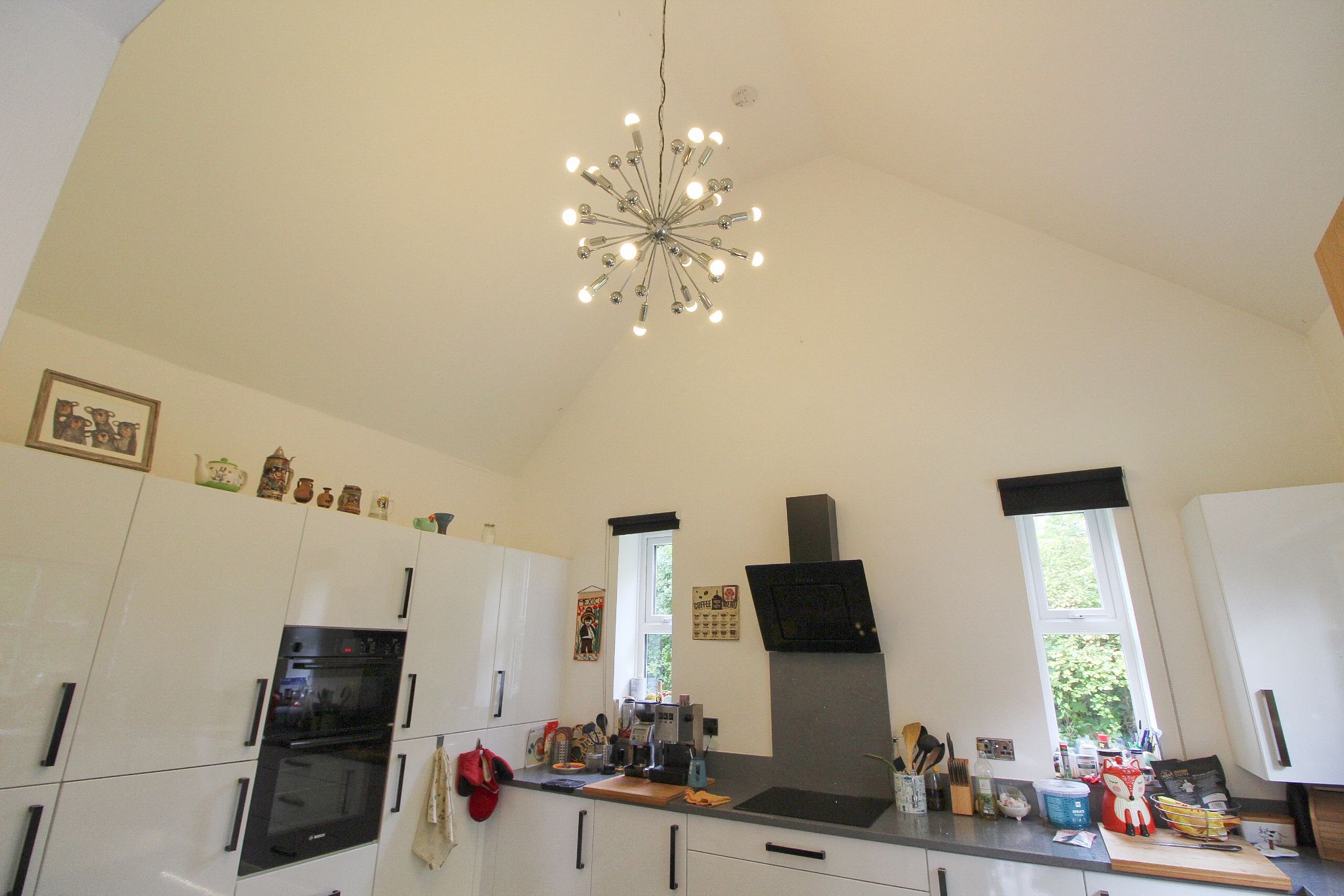 3 bedroom detached bungalow Let in Wigan - Photograph 11.