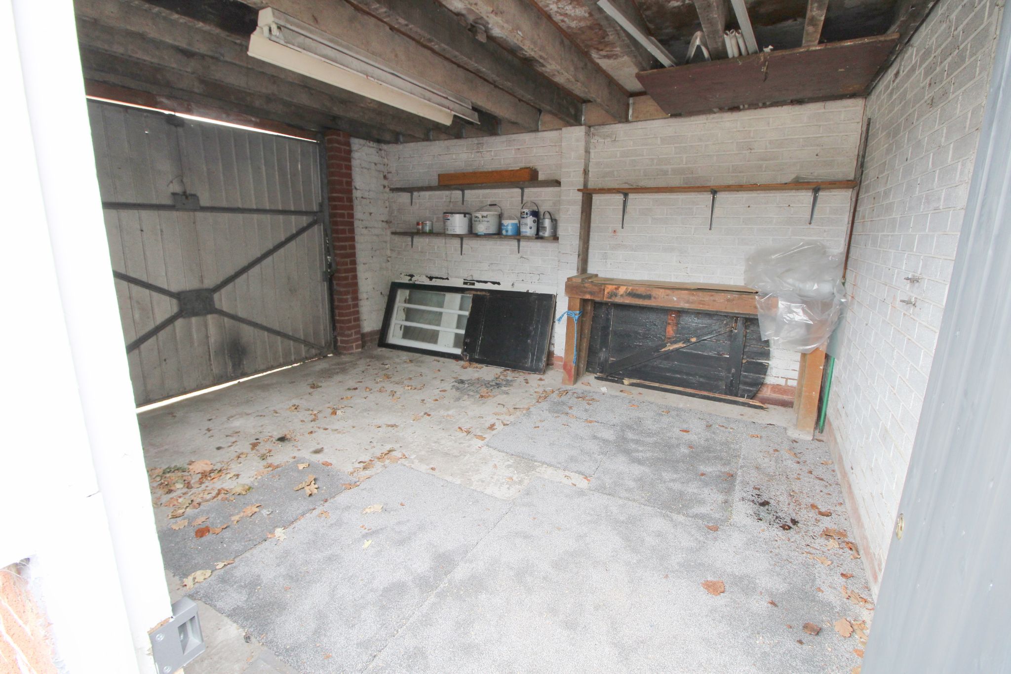 2 bedroom end terraced house Let in Wigan - Photograph 16.